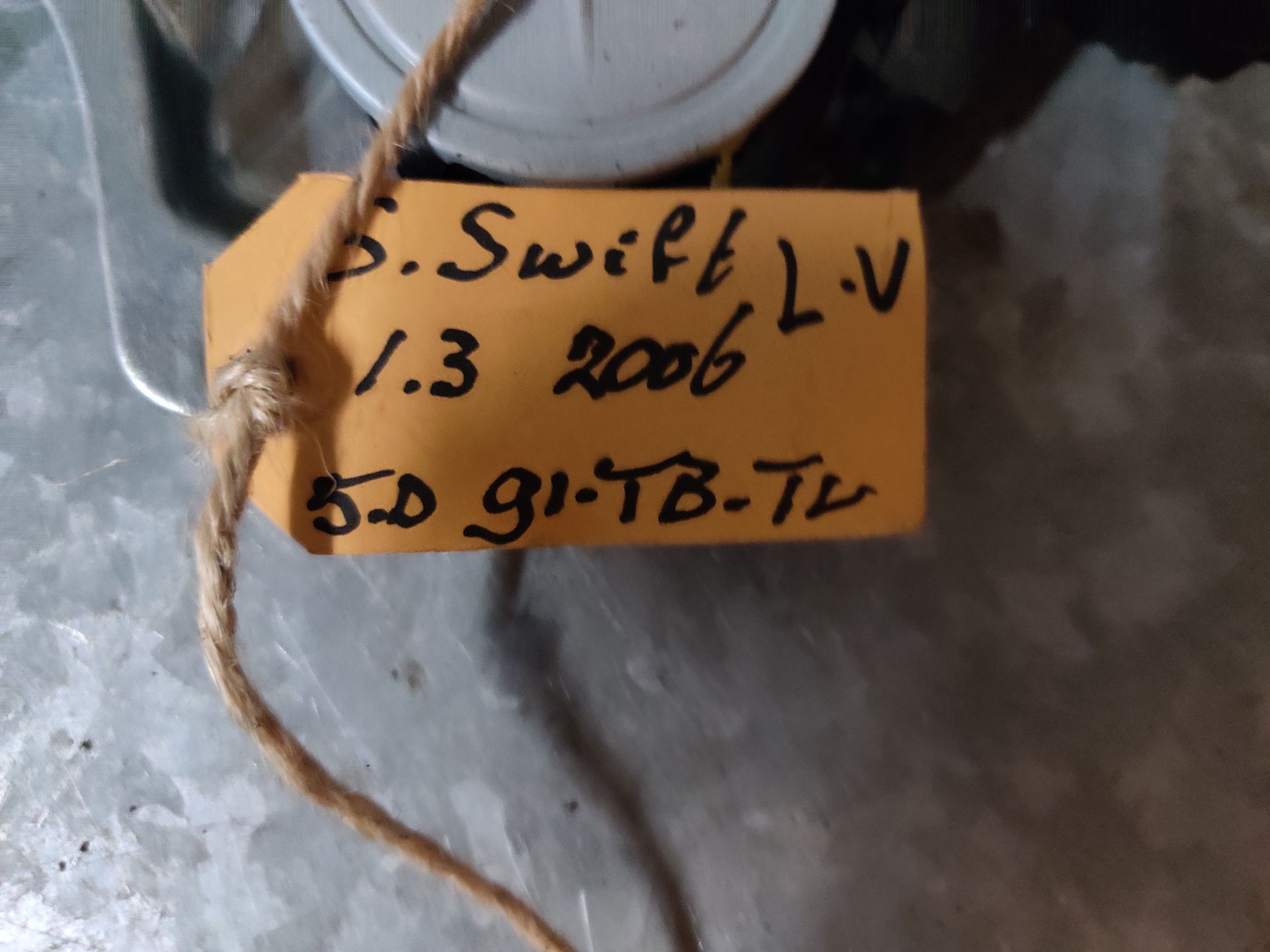 Suzuki Swift raam mechanisme linksvoor