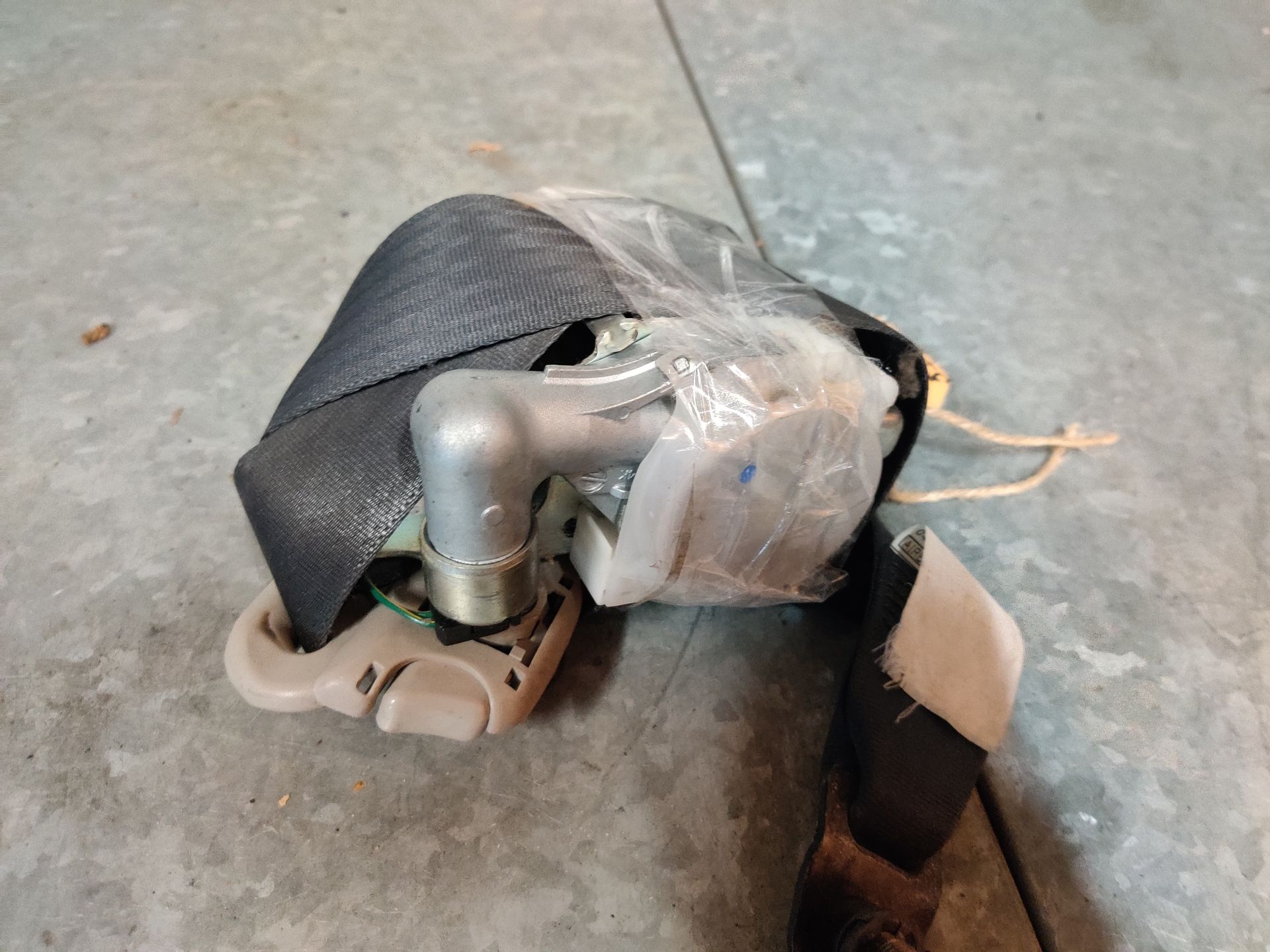 Suzuki Swift rolgordel linksvoor