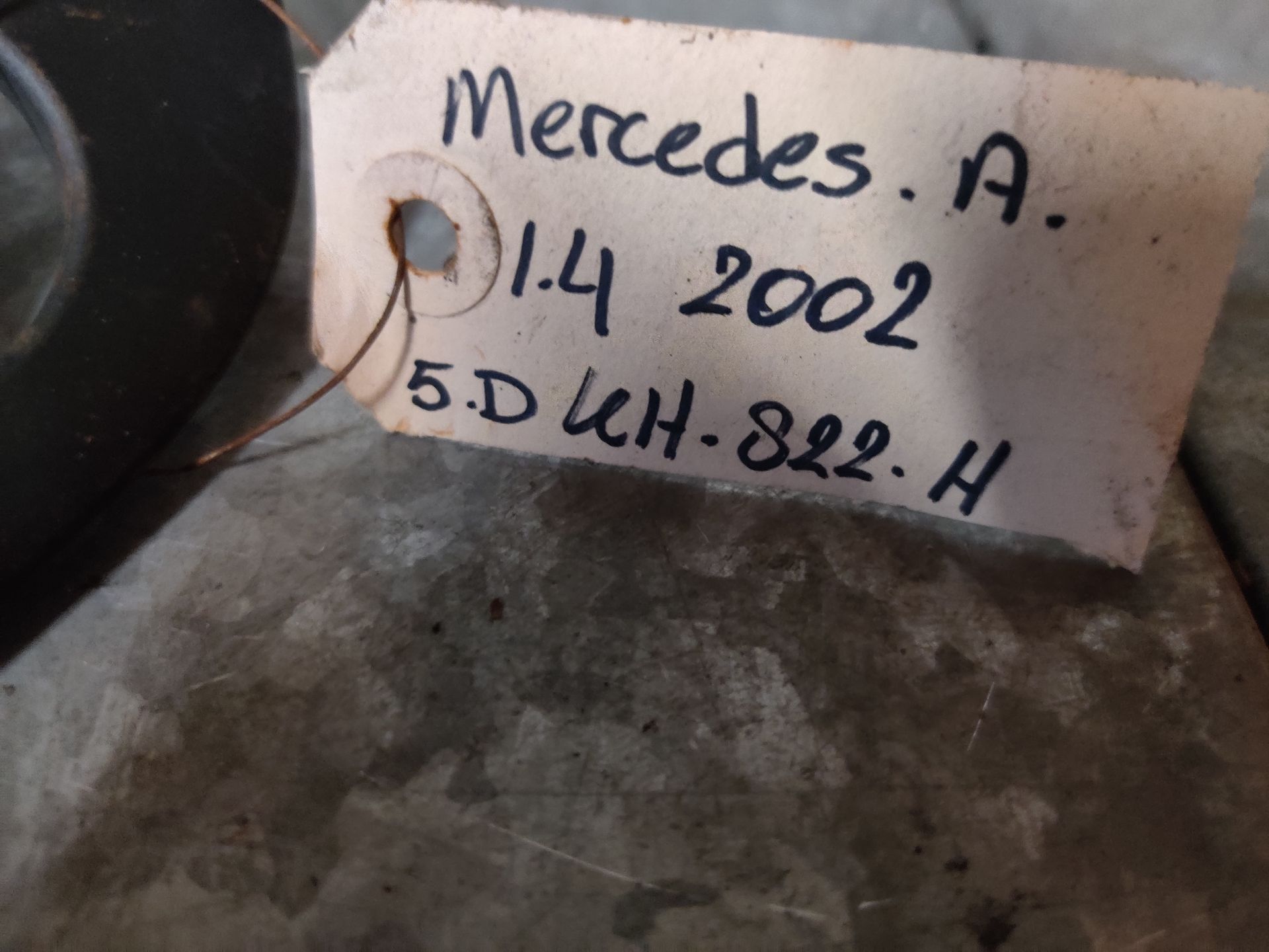 Mercedes A Klasse koplamphoogte schakelaar.