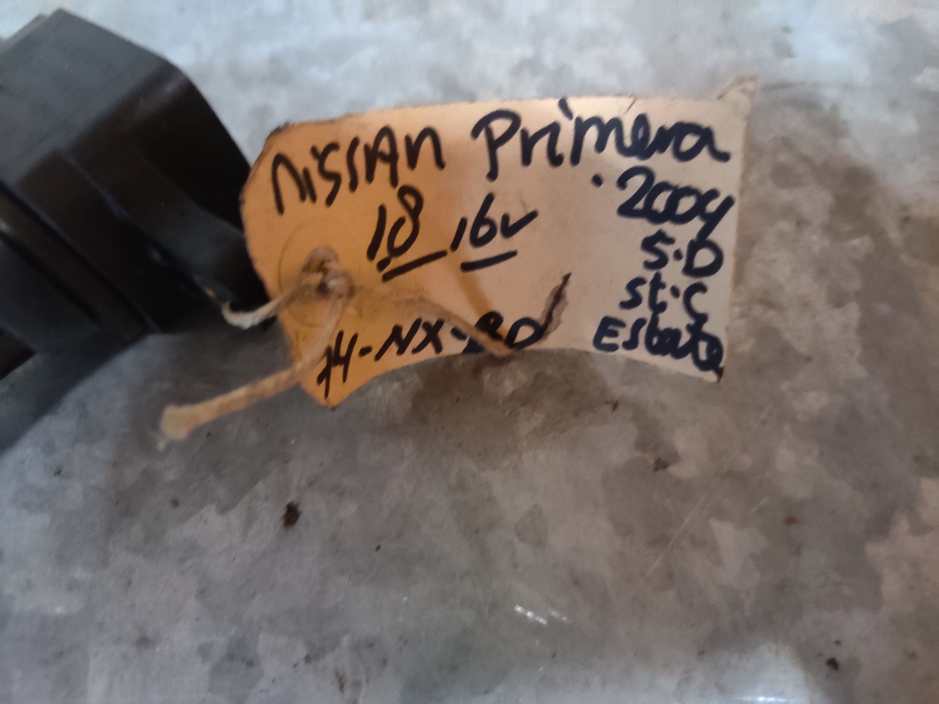 Nissan Primera bobine van een 1.8 16V.
