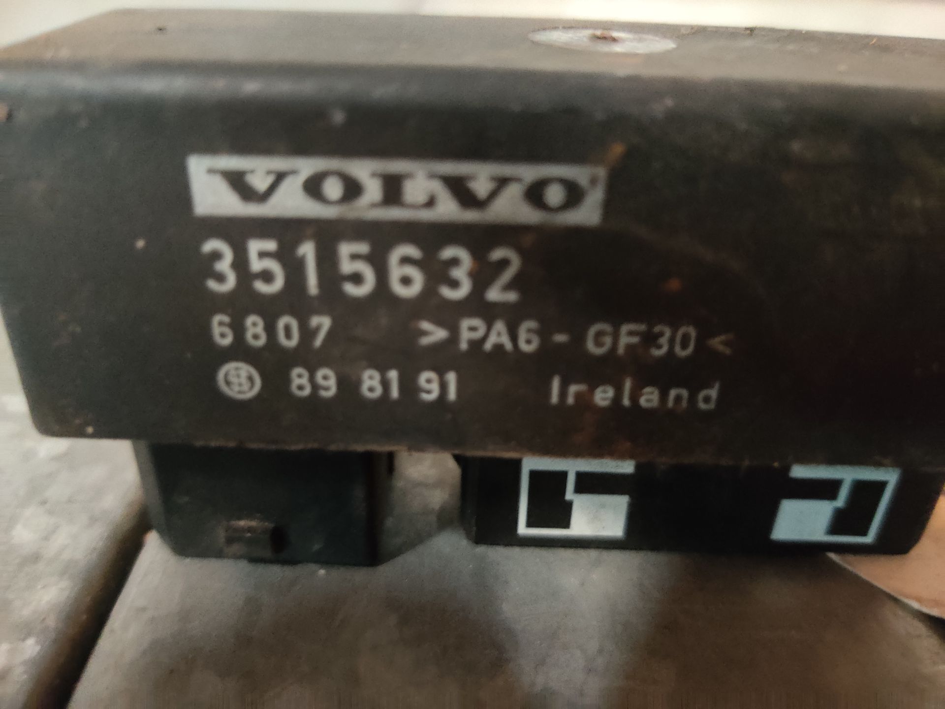 Volvo 850 origineel ABS-relais (regelmodule) uit 1994.
