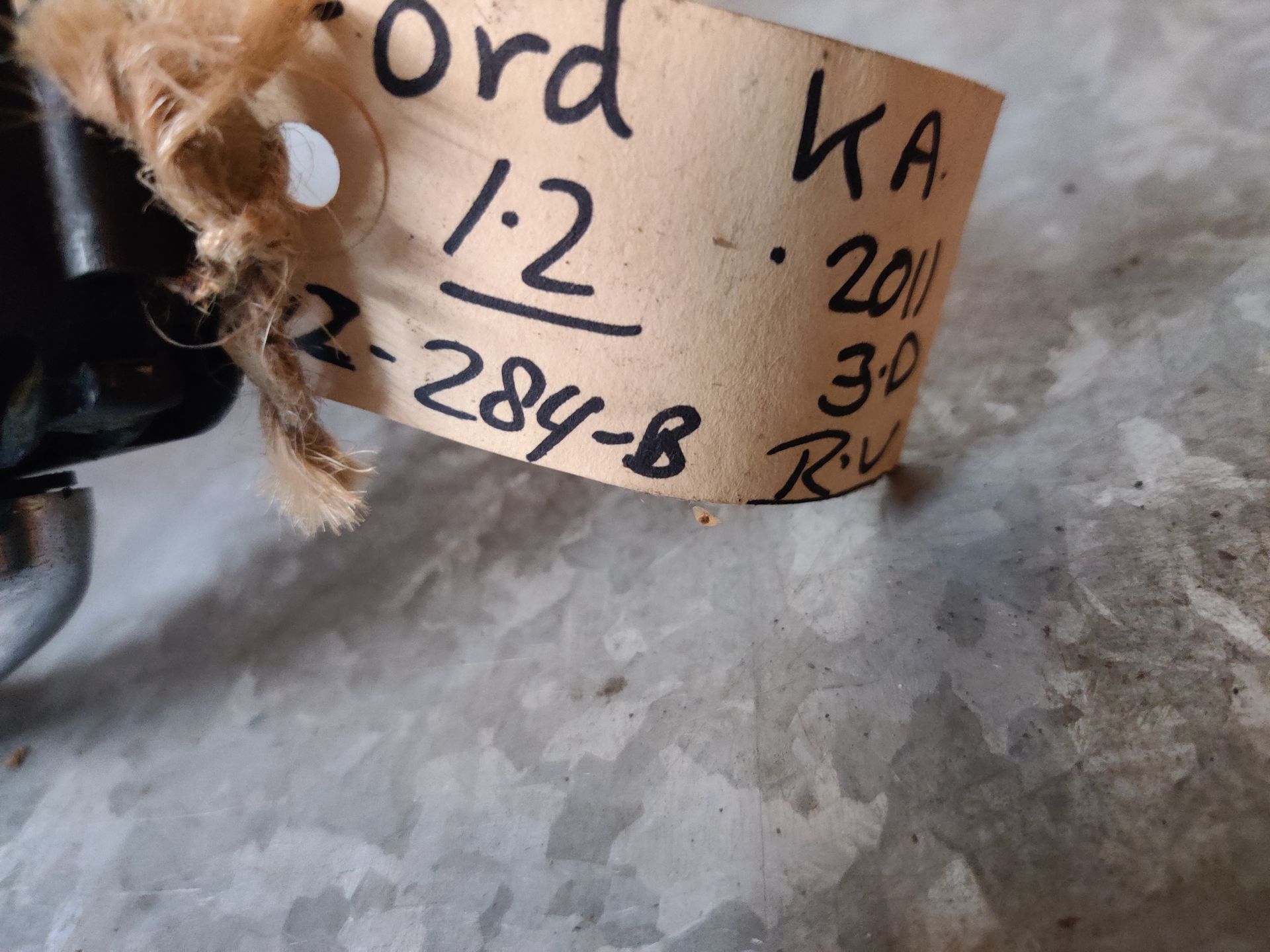 Ford Ka deurgreep rechtsvoor van chroom.