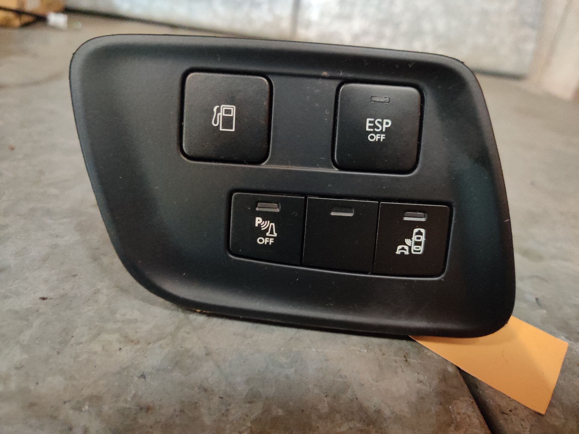 Citroen C4 ESP, tankklep, uitstapschakelaar