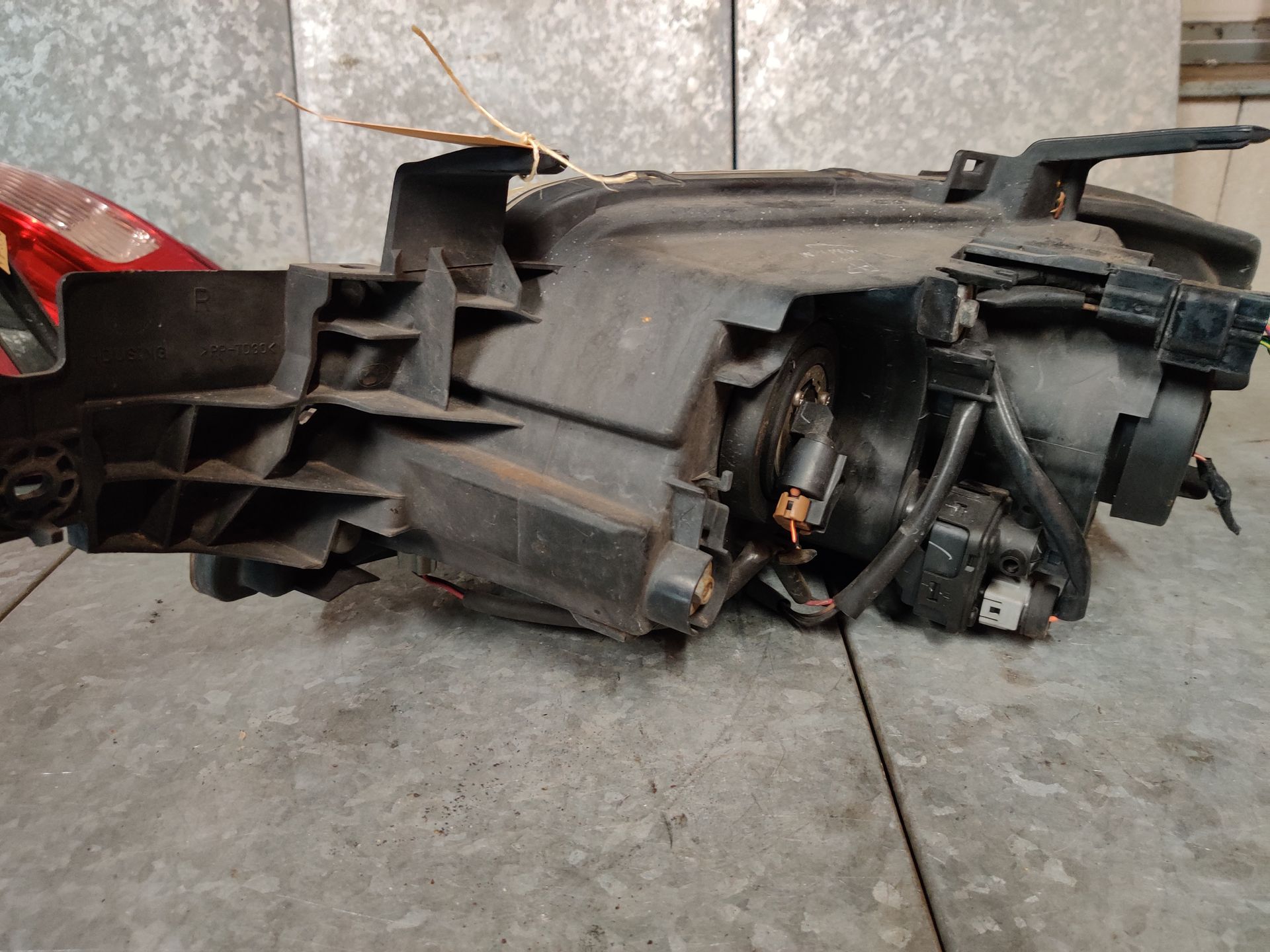 Mitsubishi Outlander rechter koplamp uit 2008