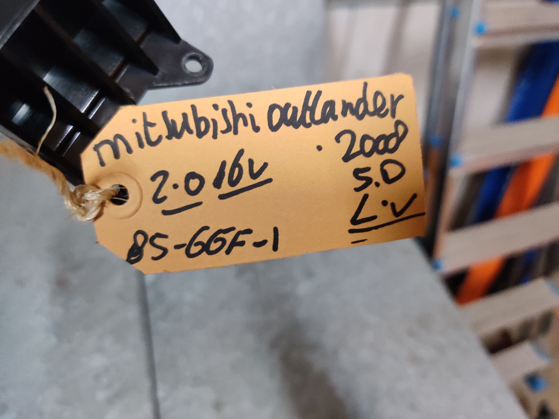 Mitsubishi Outlander ramen en spiegelschakelaar linksvoor uit 2008, gebruikt.