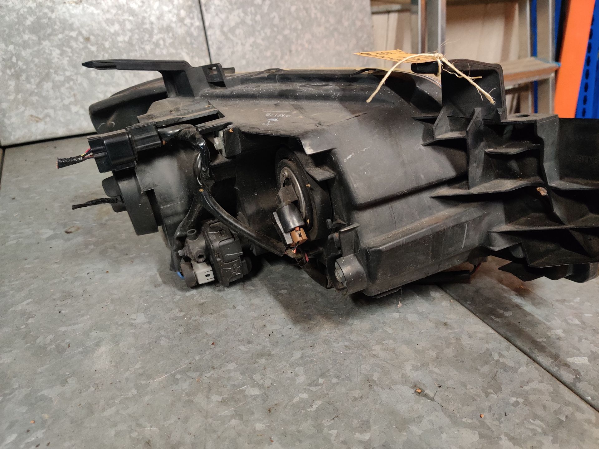 Mitsubishi Outlander linker koplamp