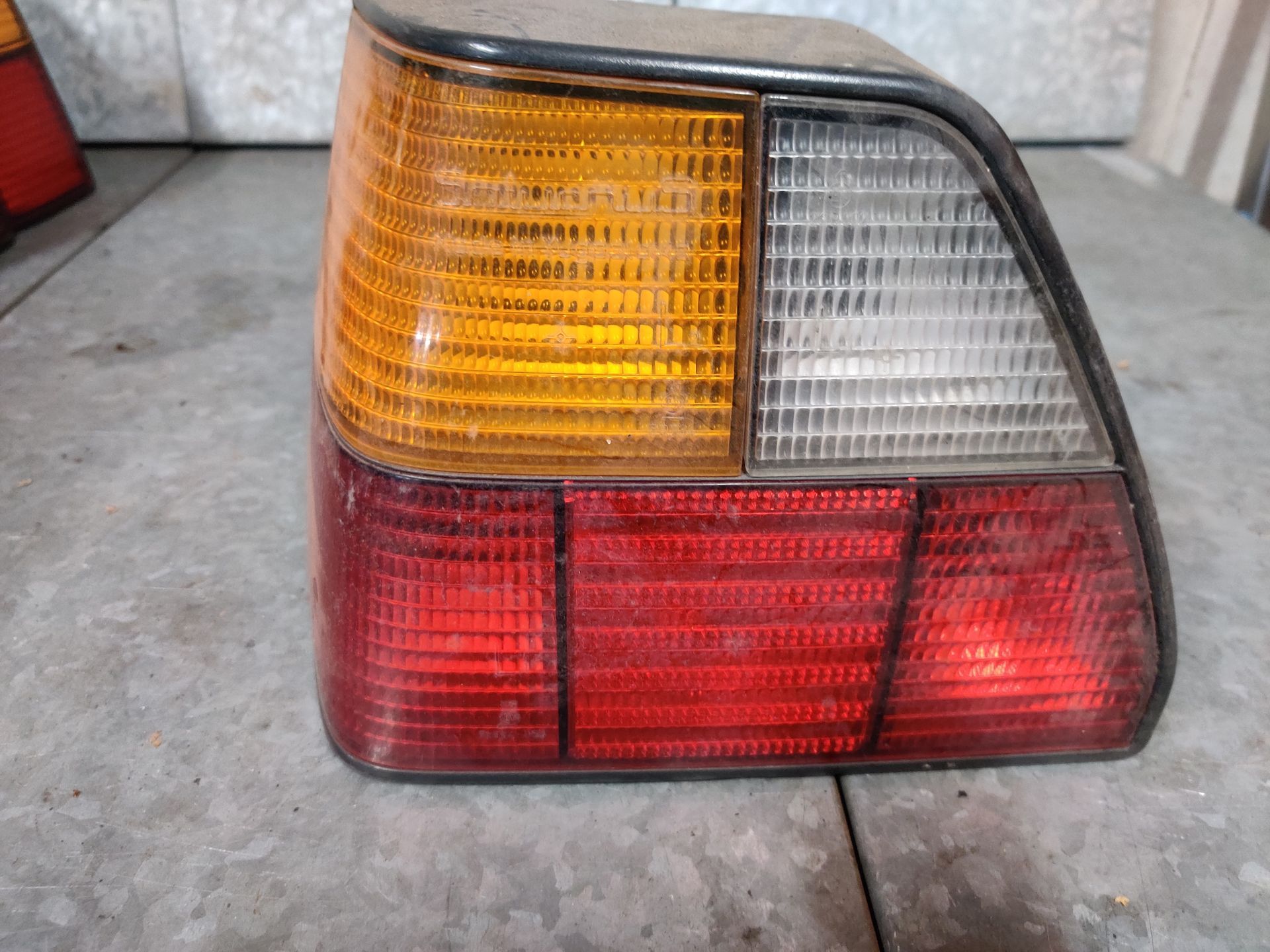 VW Golf 2 linker achterlicht uit 1986