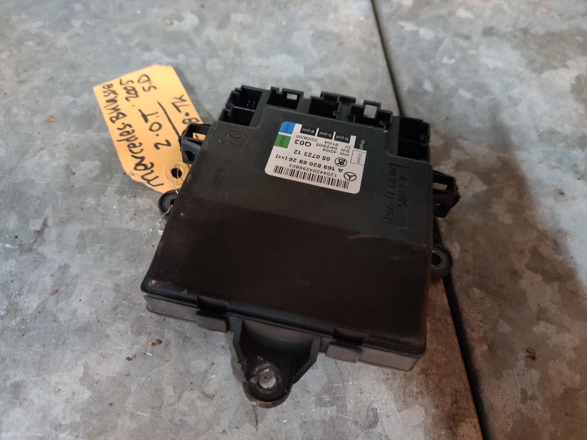 Mercedes B Klasse centrale deurvergrendeling module (2005).
