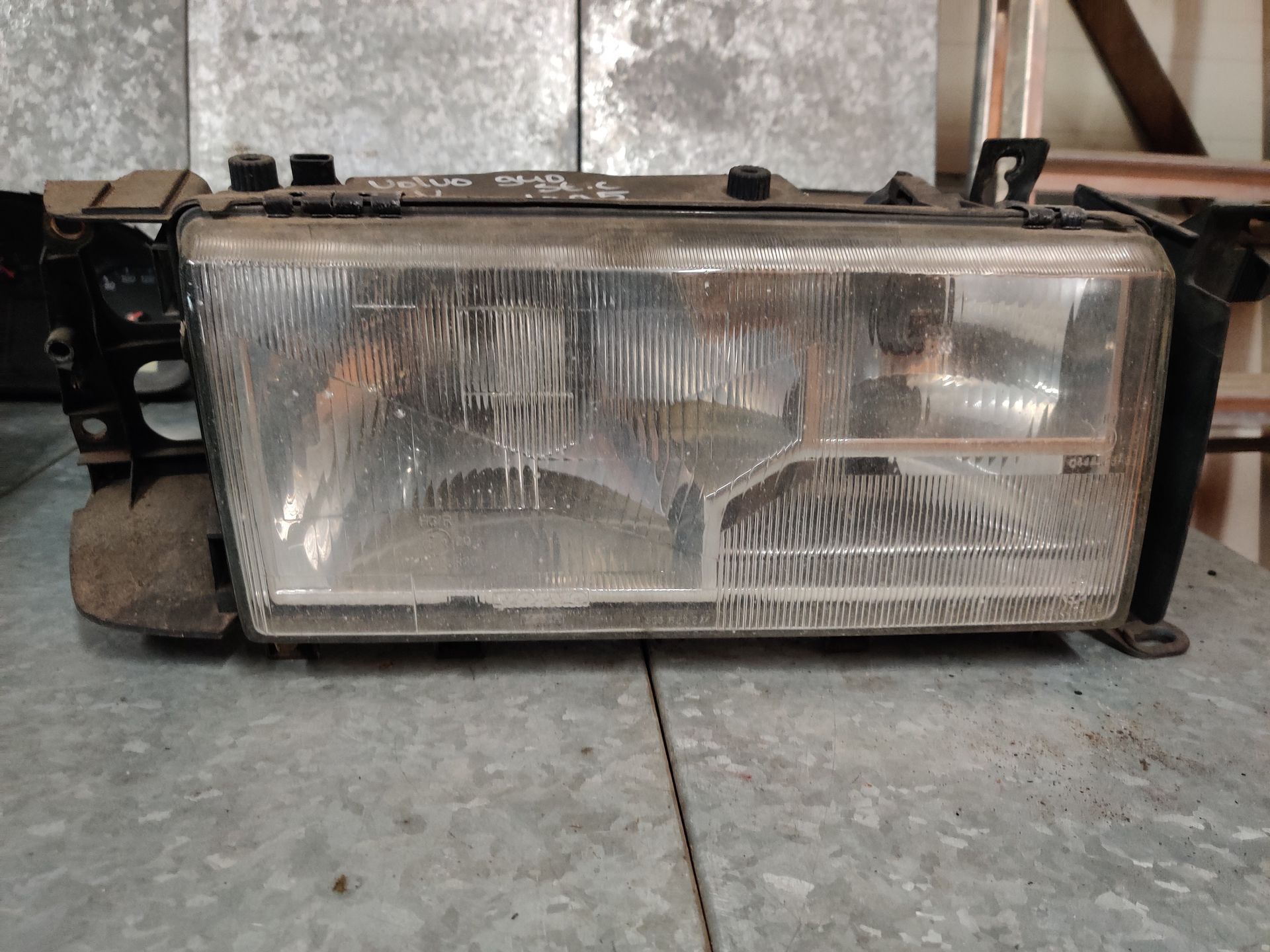 Volvo 940 rechter koplamp uit 1995