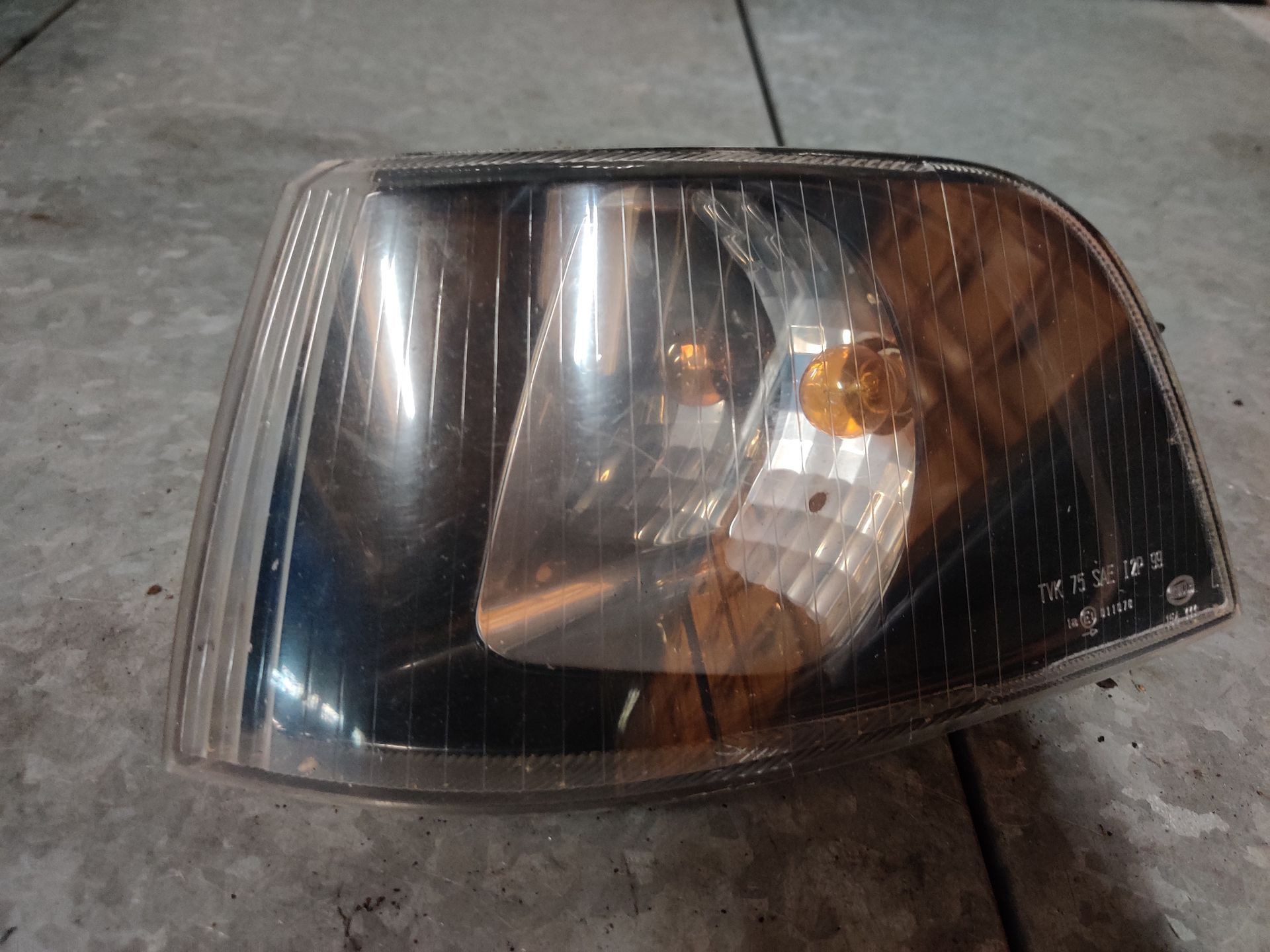 Volvo V40 uit 2005, knipperlicht linksvoor