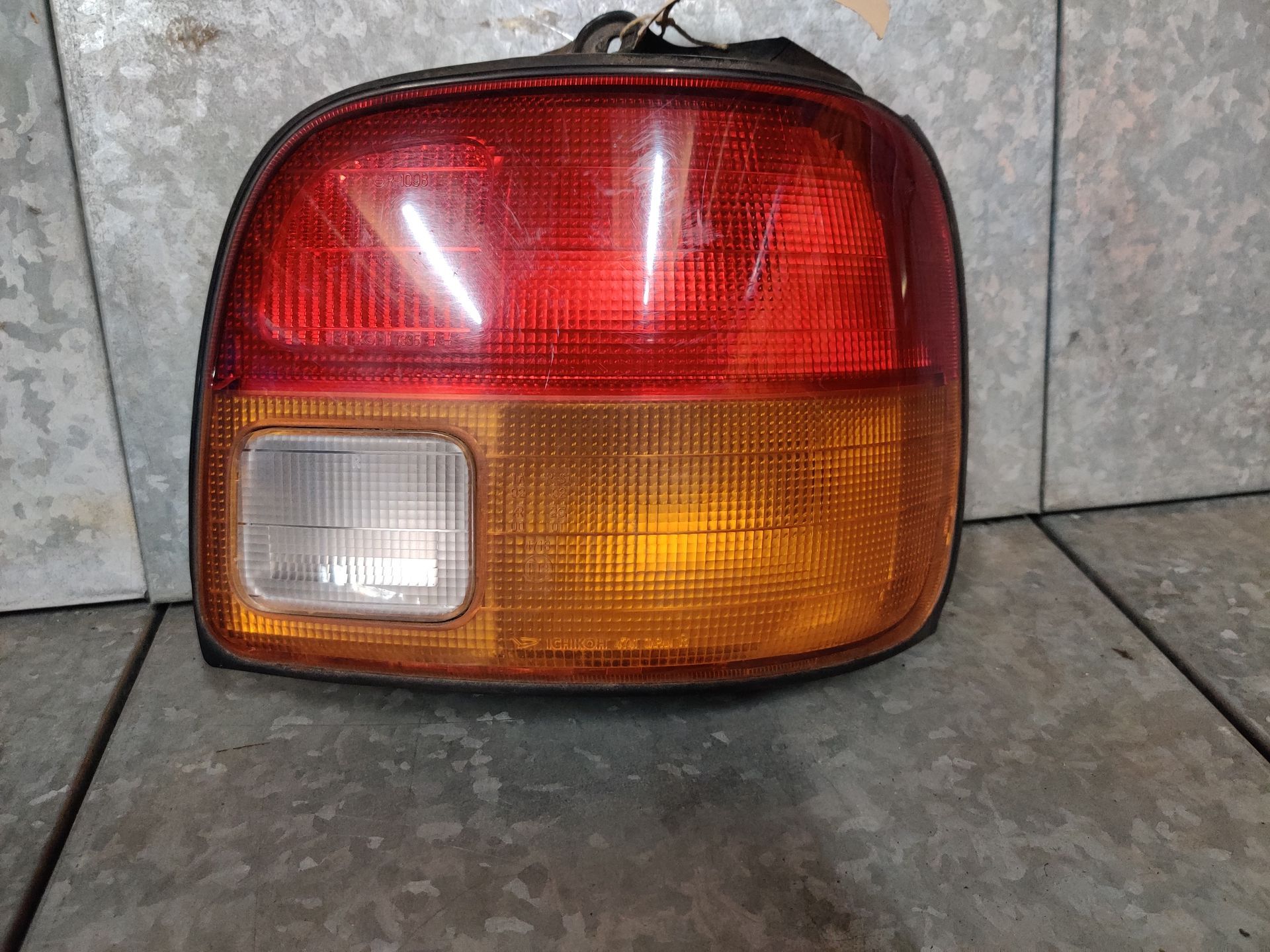 Daihatsu Cuore rechter achterlicht