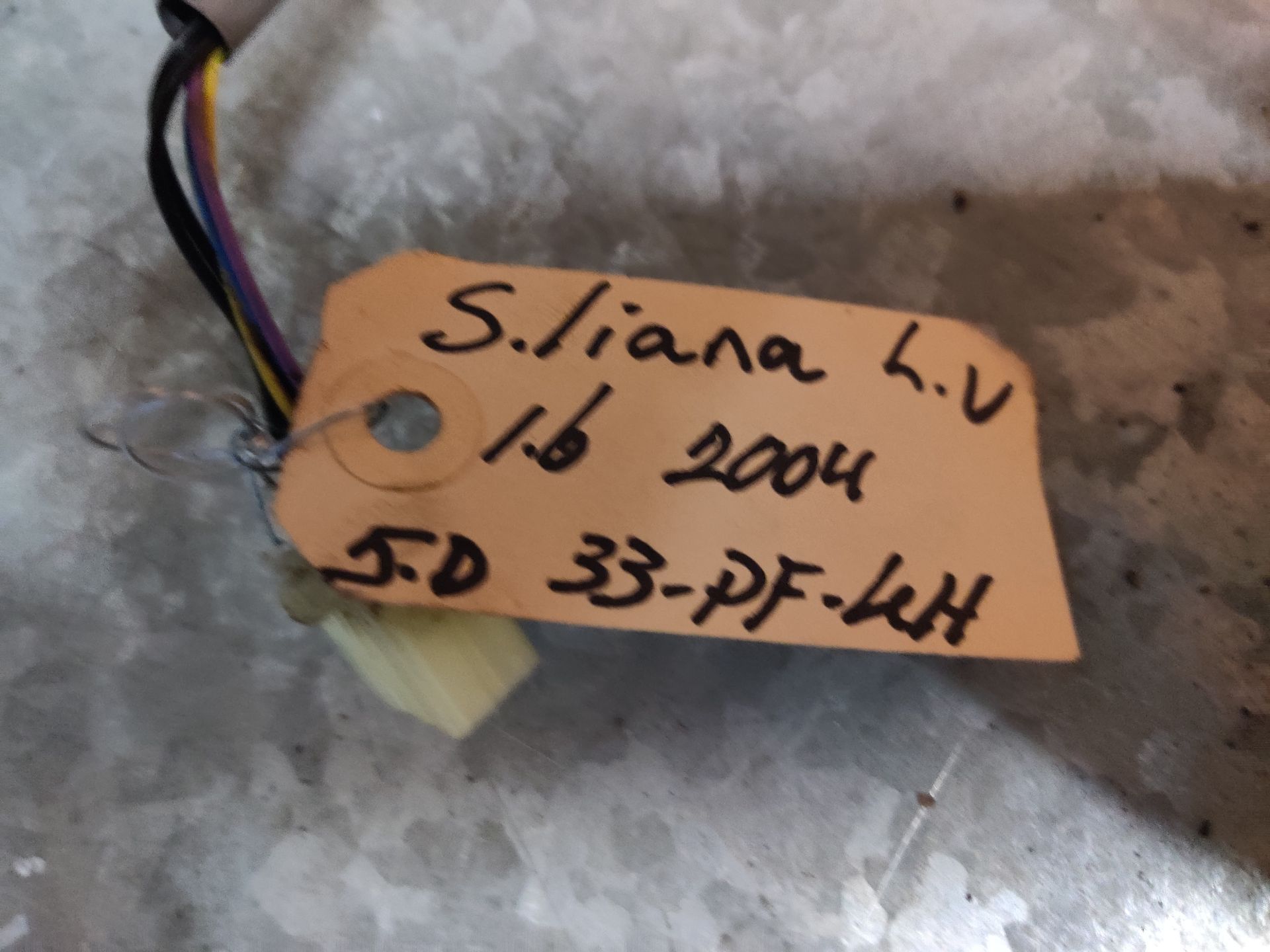 Suzuki Liana linker spiegel elektrisch
