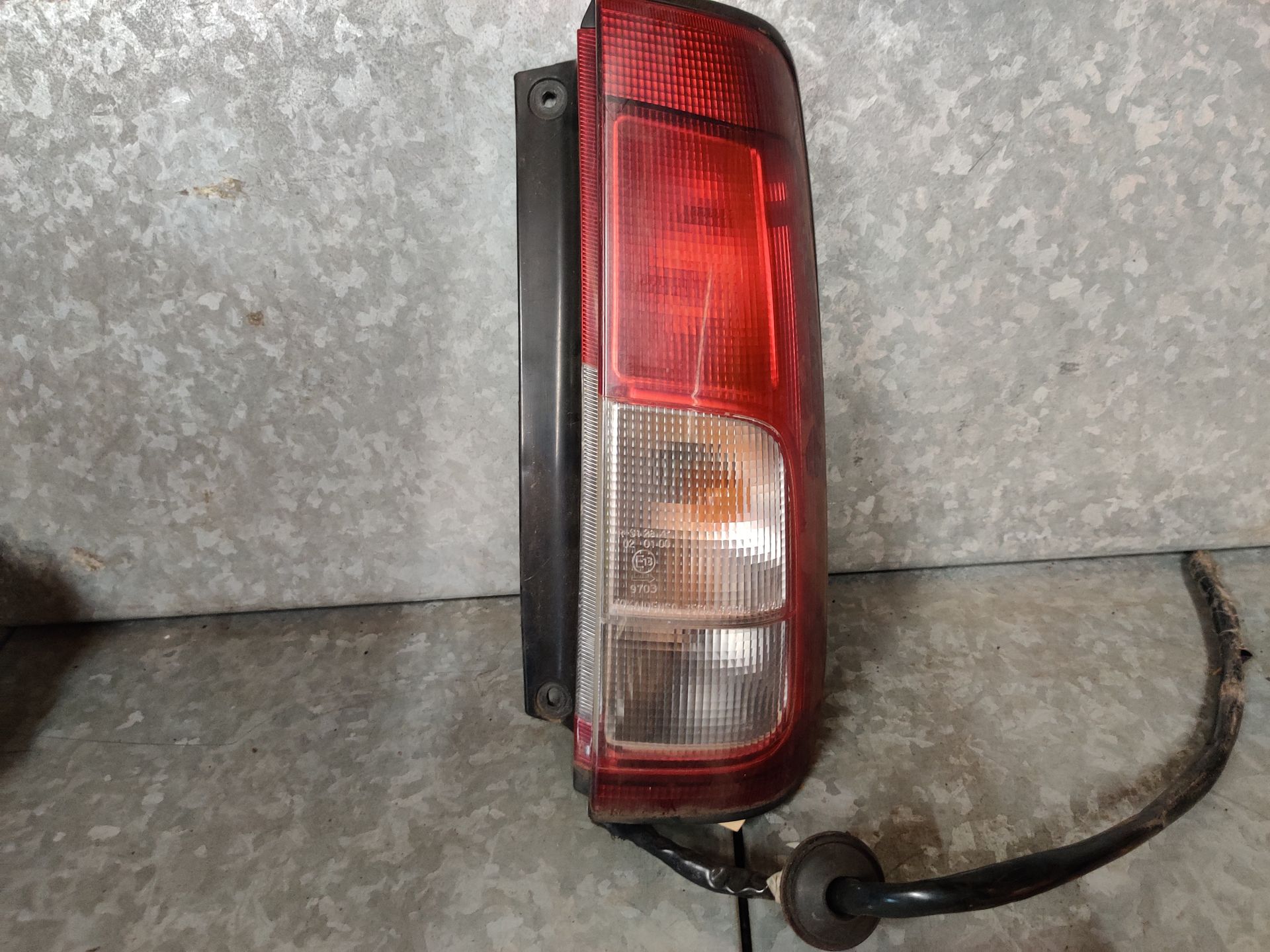 Suzuki Ignis rechter achterlicht uit 2003