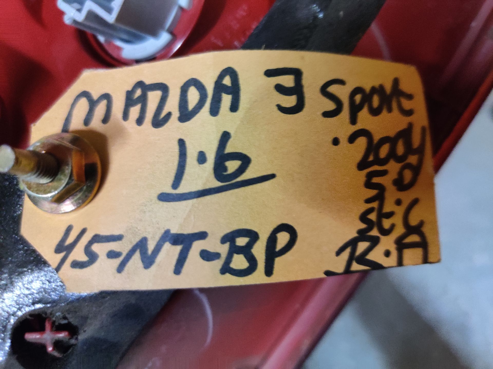 Mazda 323 Sport rechter achterlicht