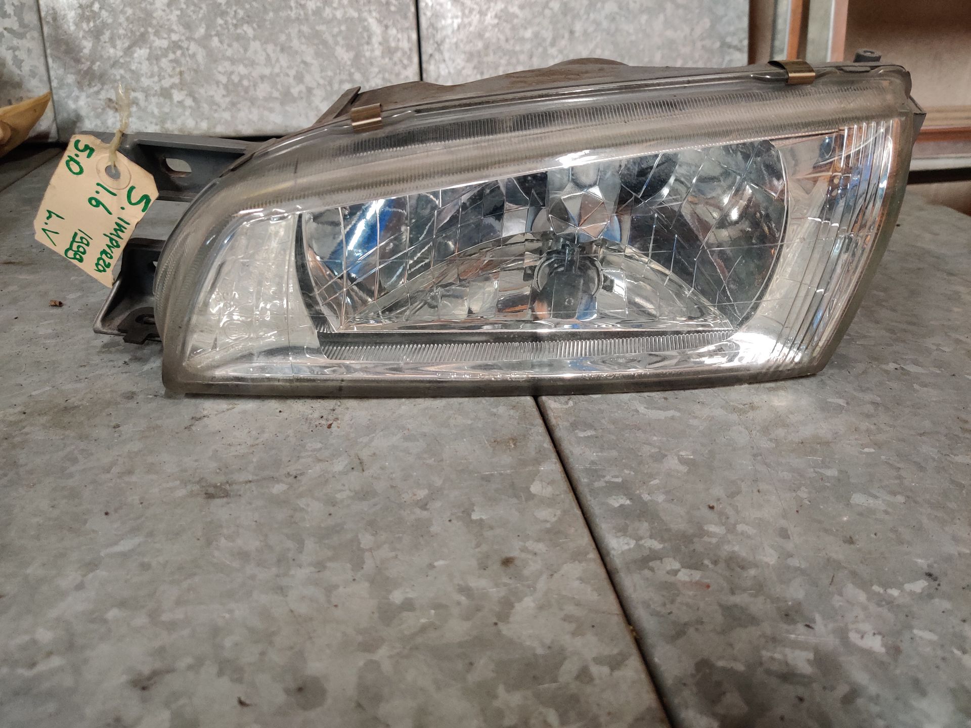 Subaru Impreza linker koplamp (1999),