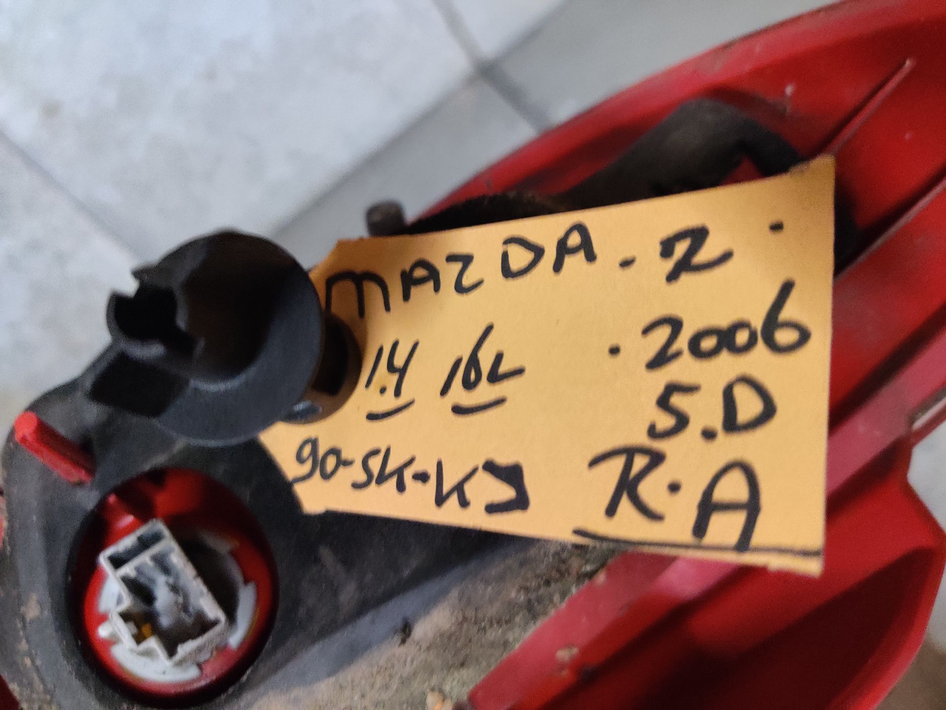 Mazda 2 rechter achterlicht uit 2006