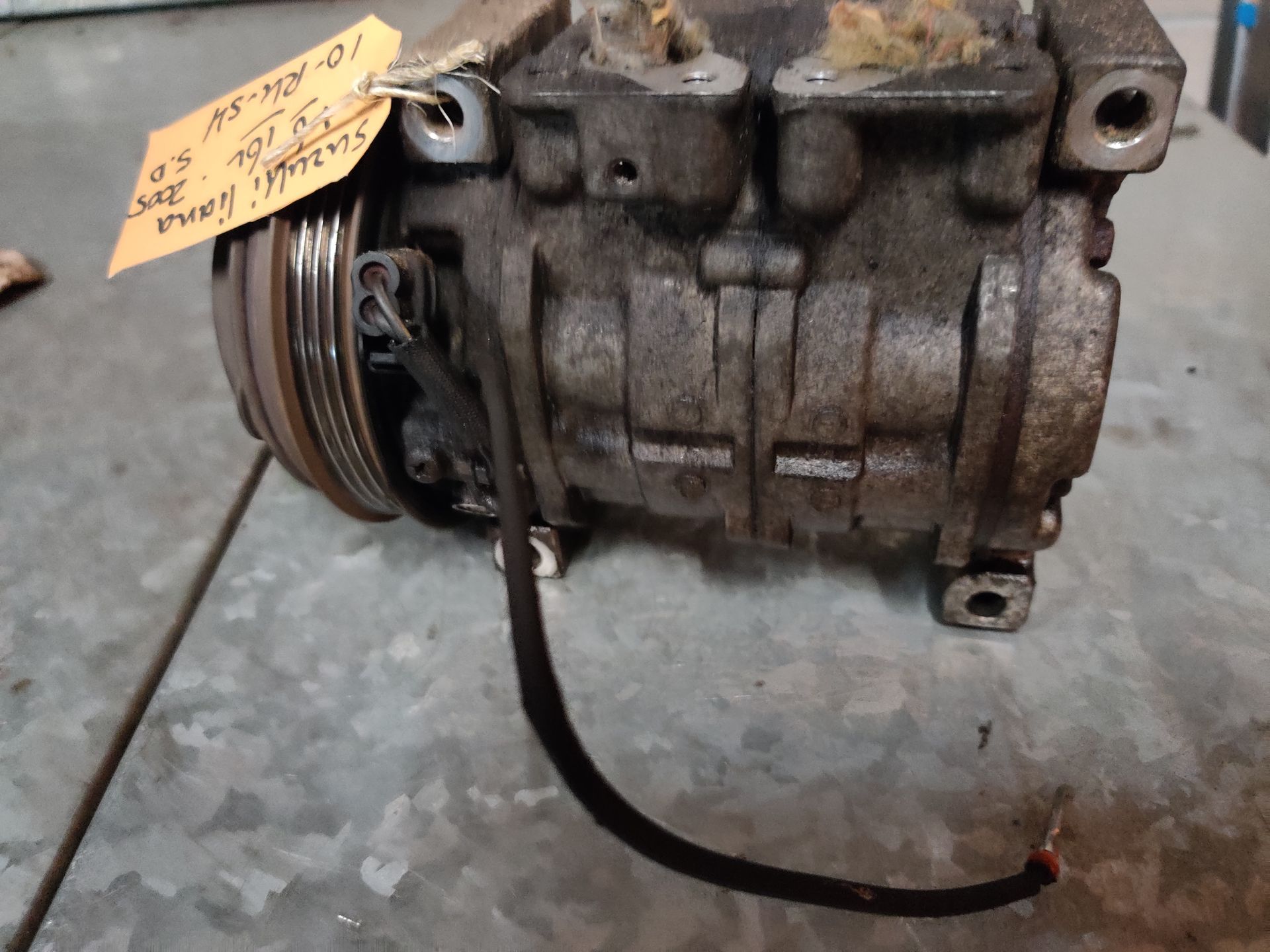 Suzuki Liana 1.6 16V, een aircocompressor, A/C compressor uit 2005.