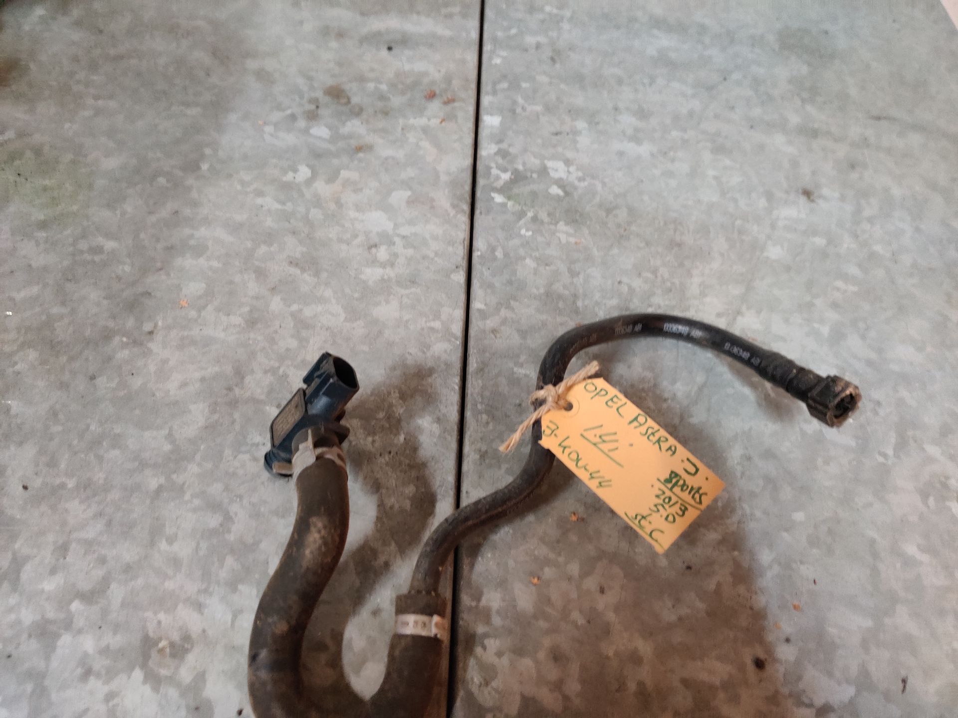 Opel Astra J 1.4i Sensor , EGR Vacuümklep / drukomvormer uit 2015, gebruikt.