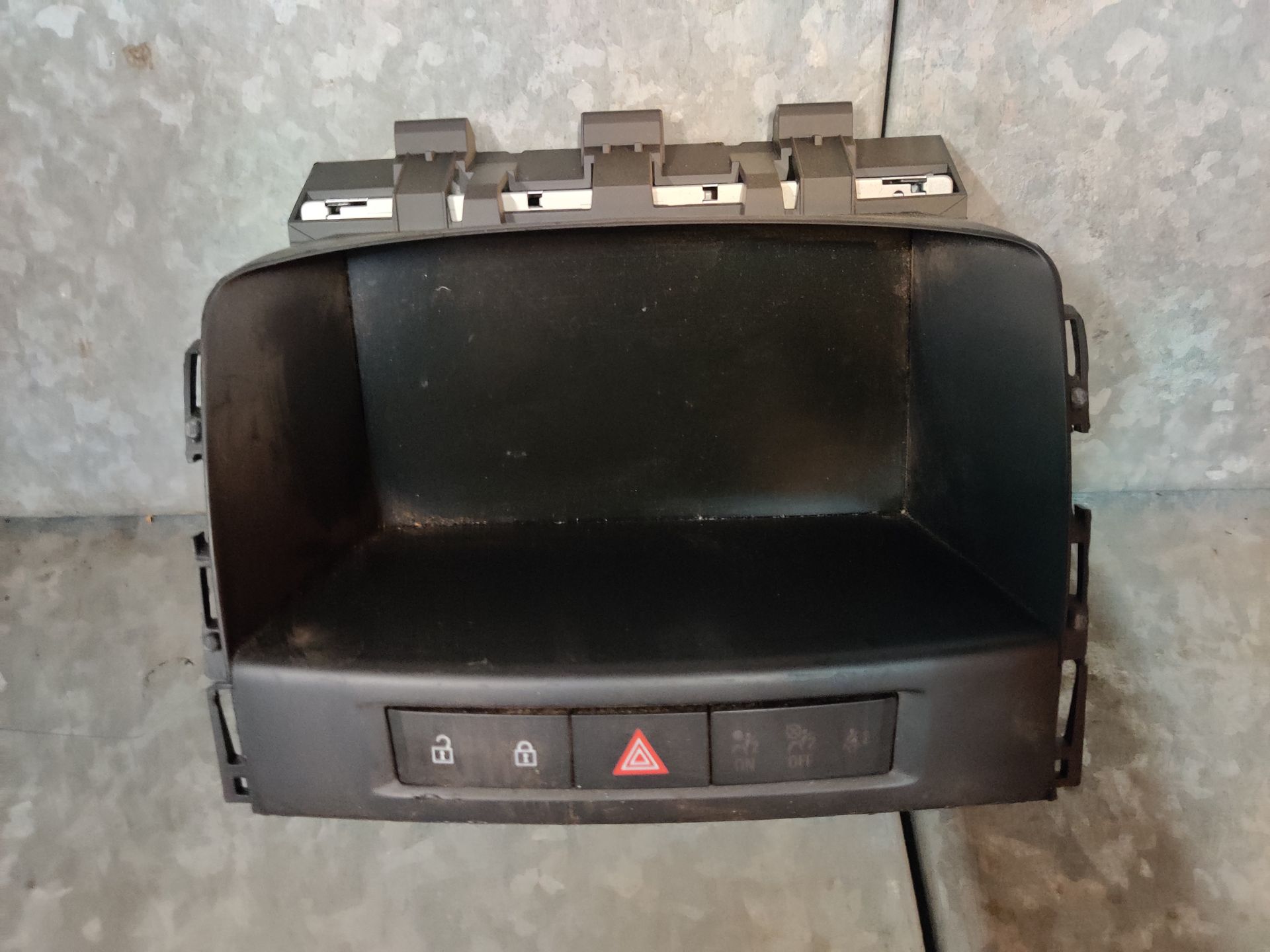 Opel Astra J midden display van een 1.4i sports uit 2013, gebruikt.