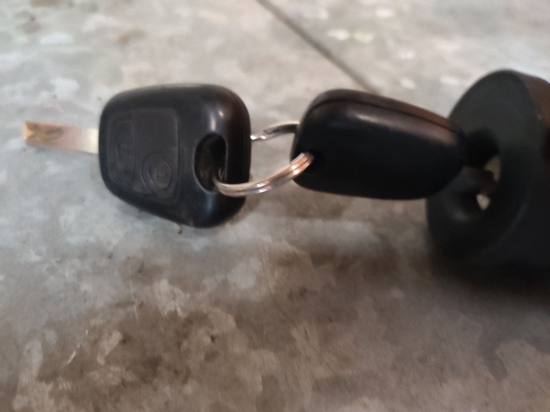 Contacteur d'allumage Citroën C1 avec 2 clés