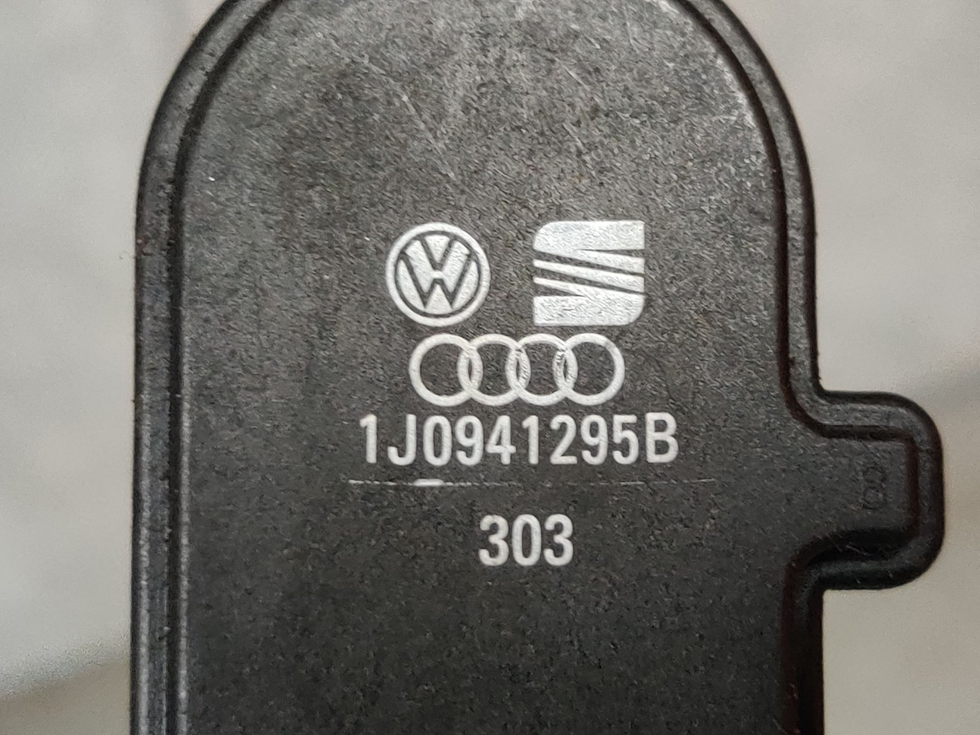 VW Polo koplamp stelmotor