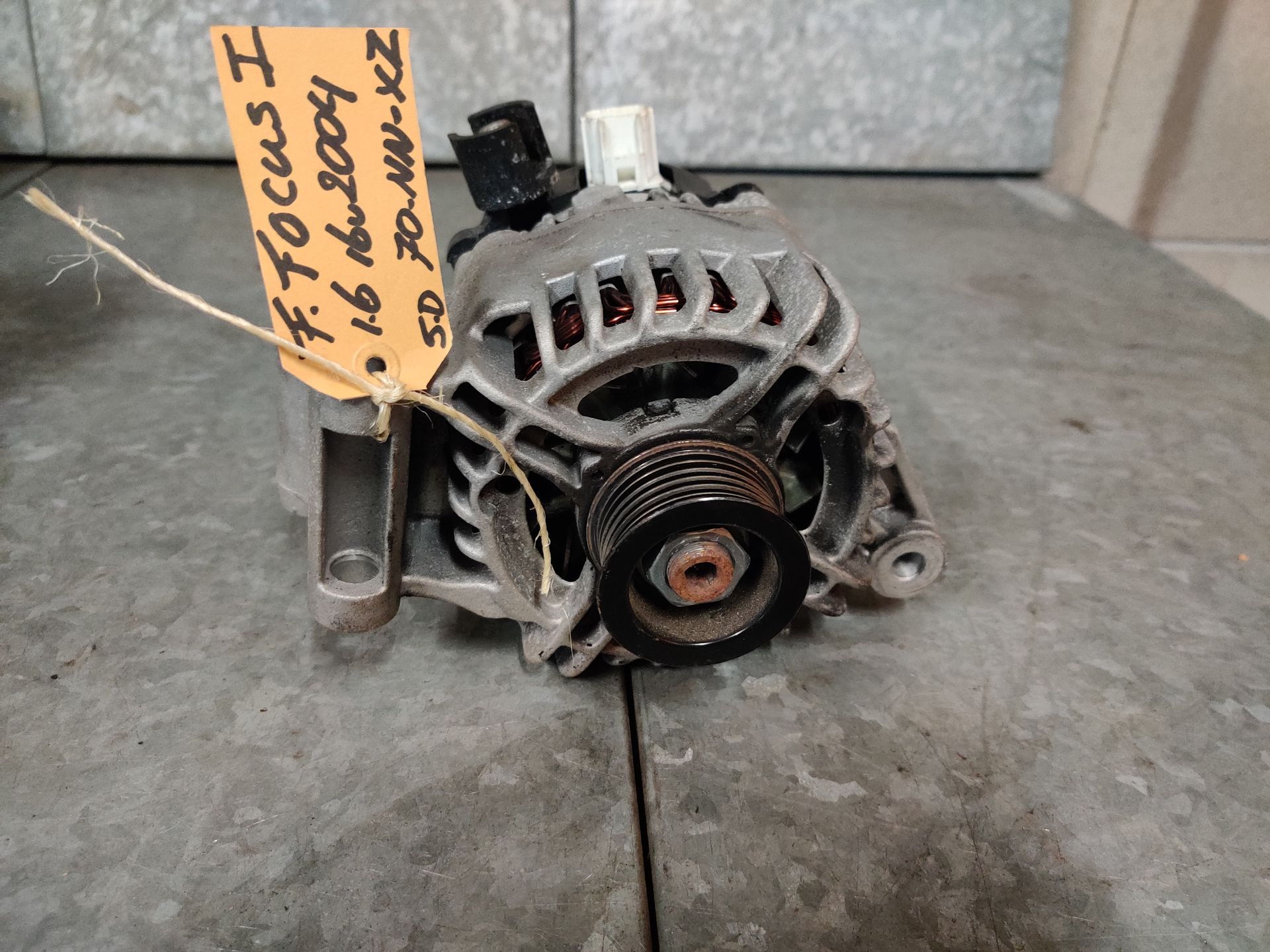 Ford Focus 1 een dynamo van een 1.6 16V