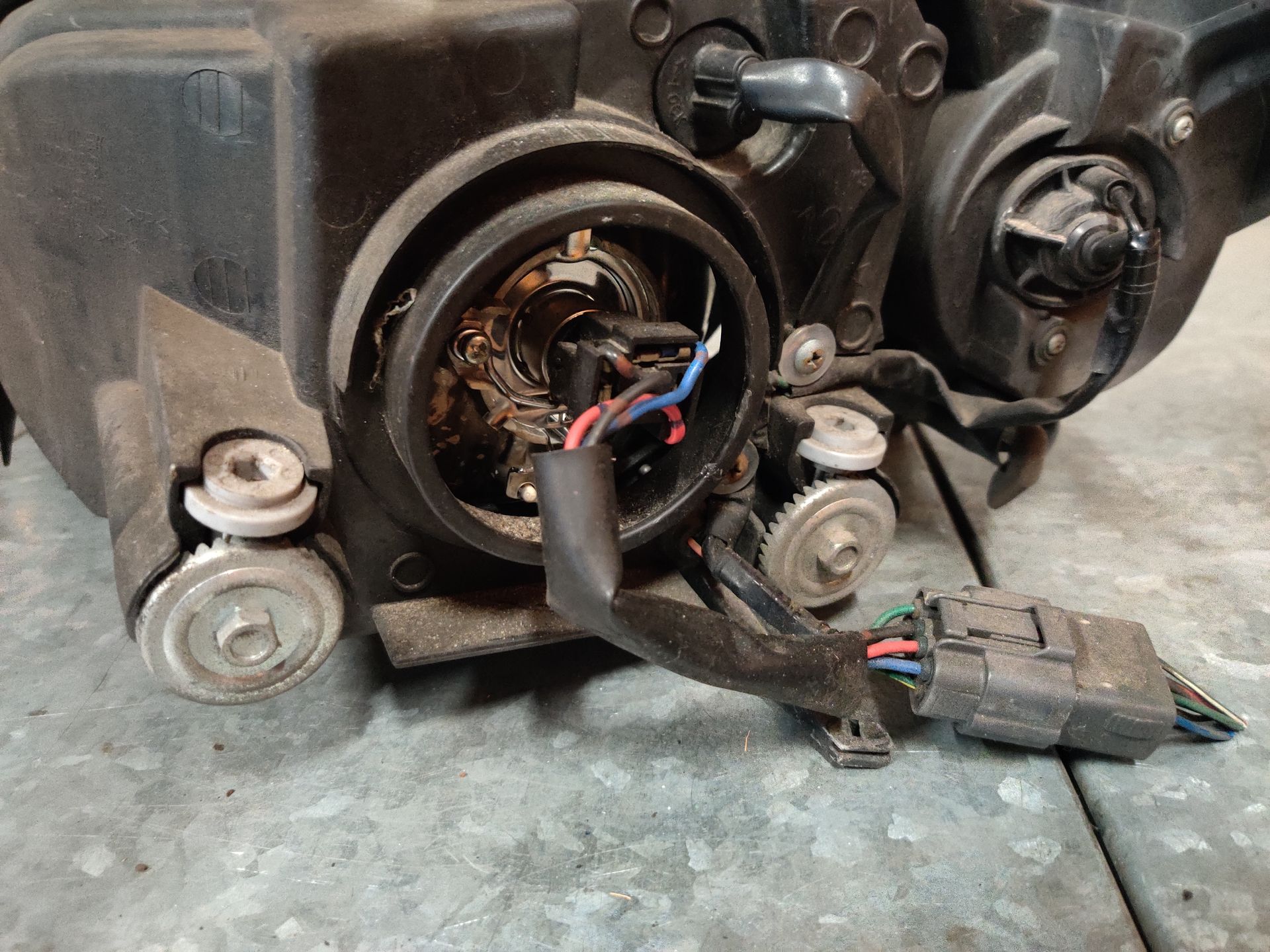 Mazda 2 rechter koplamp uit 2006,