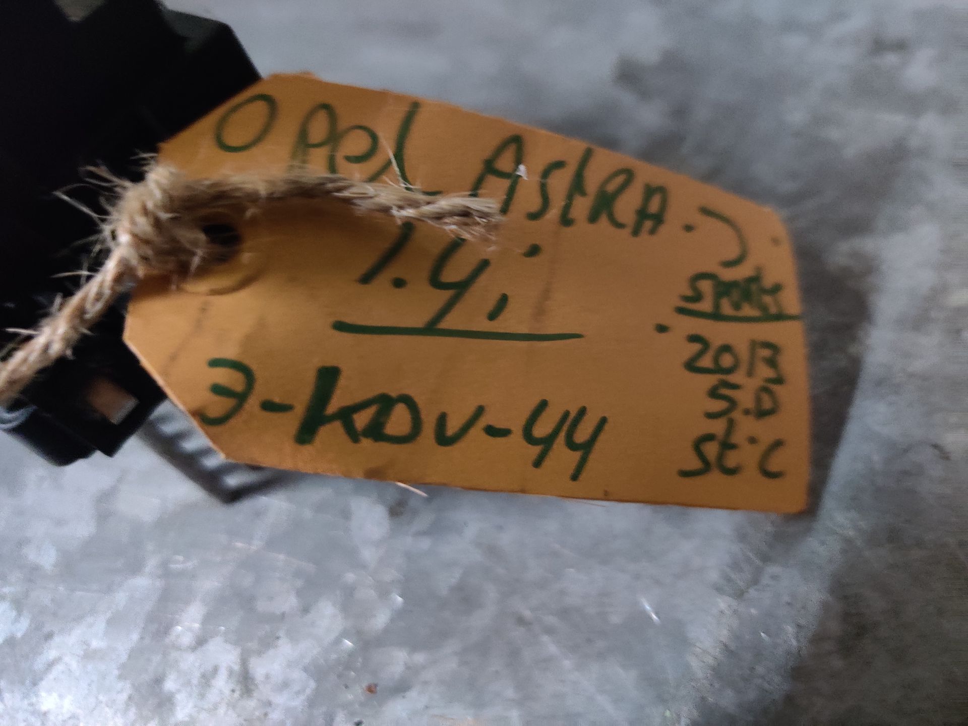 Opel Astra J 1.4i kachelweerstand