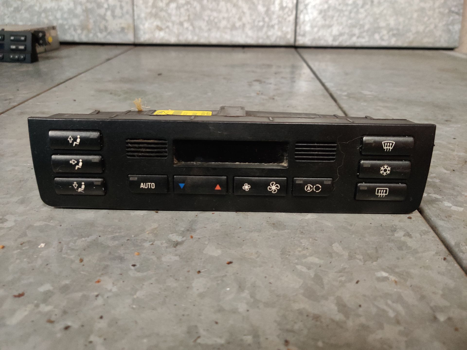 BMW 320 Cabrio (E46) een middenconsole