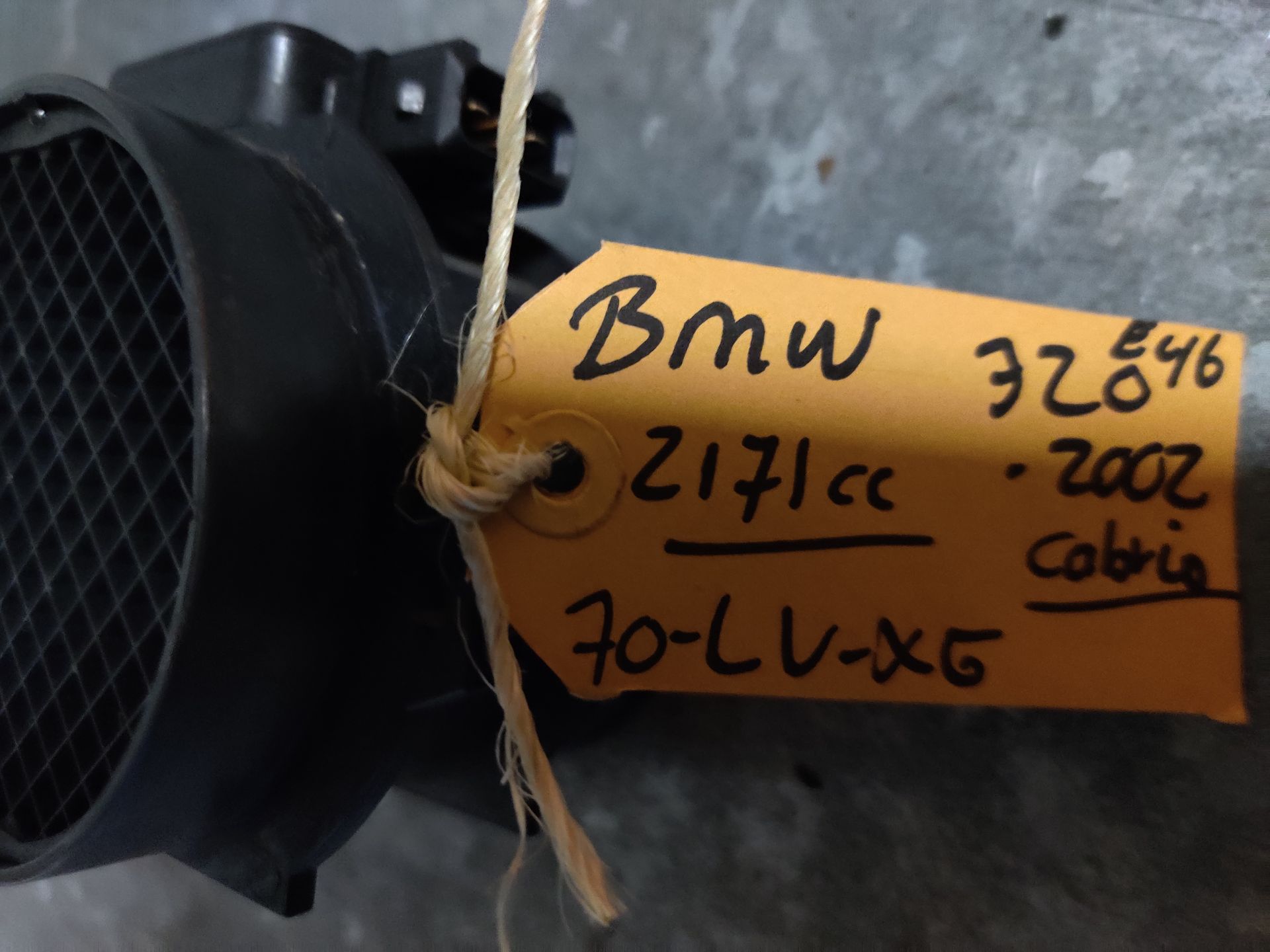 BMW 320 (E46) luchtmassameter