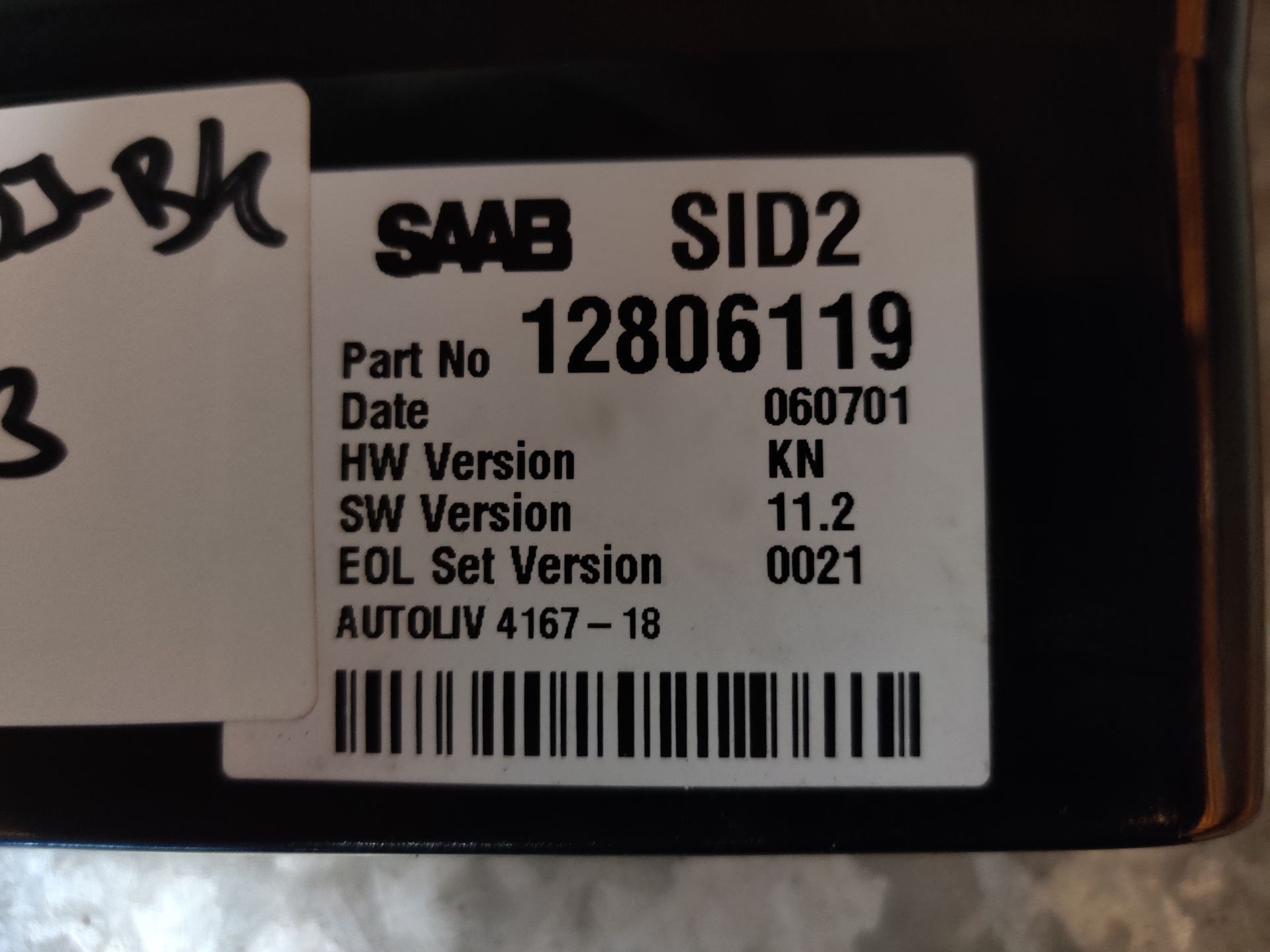 Saab 9-3 middenconsole met display, vroeger was dat bij van Aalderen, nu bij Stegeman in Exel.