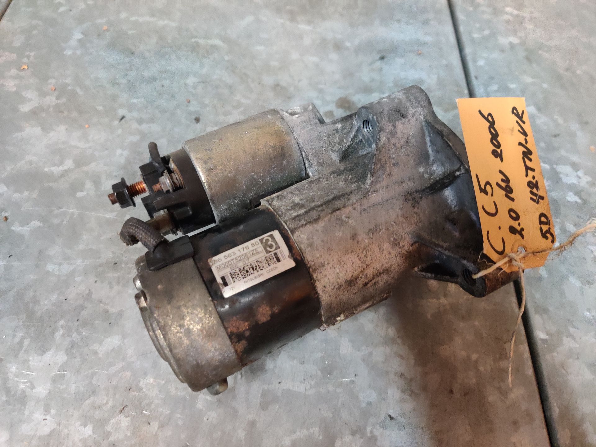 Citroen C5 startmotor van een 2.0 16V bij Stegeman Car Parts in Exel.