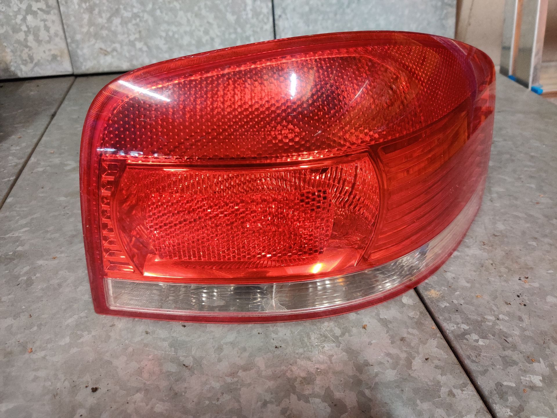 Audi A3 rechter achterlicht uit 2004.