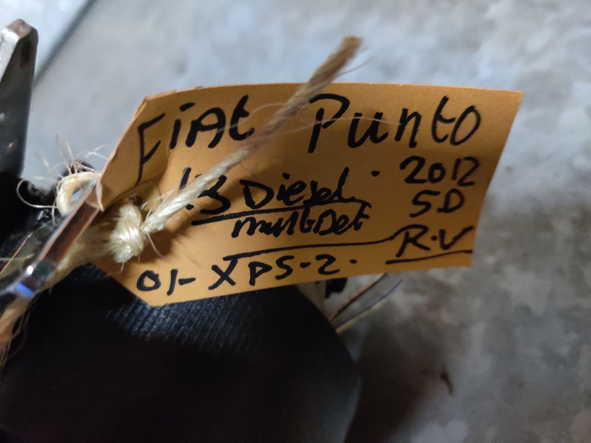 Fiat Punto rolgordel rechtsvoor