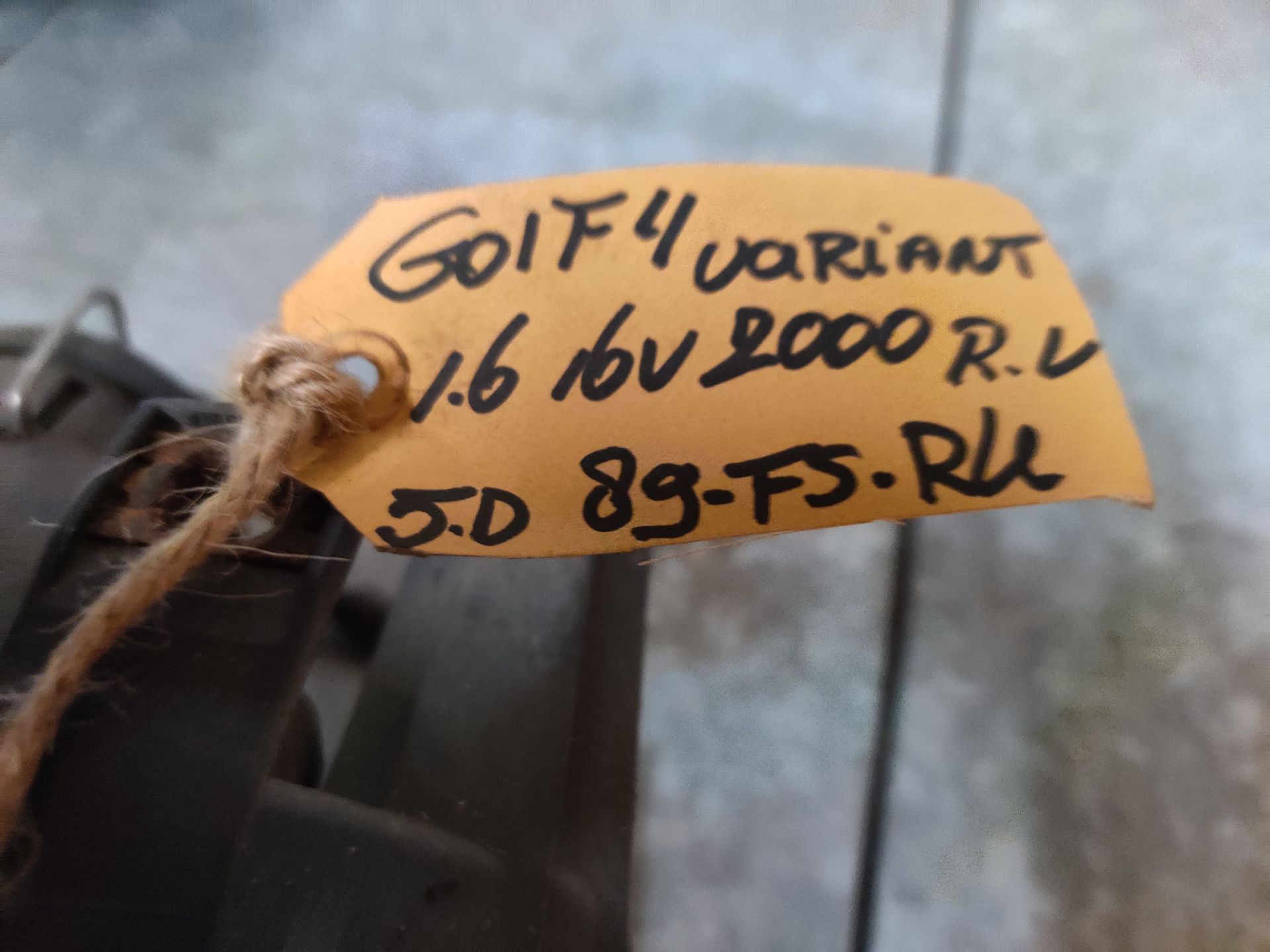 VW Golf 4 rechter koplamp van een 1.6 16V