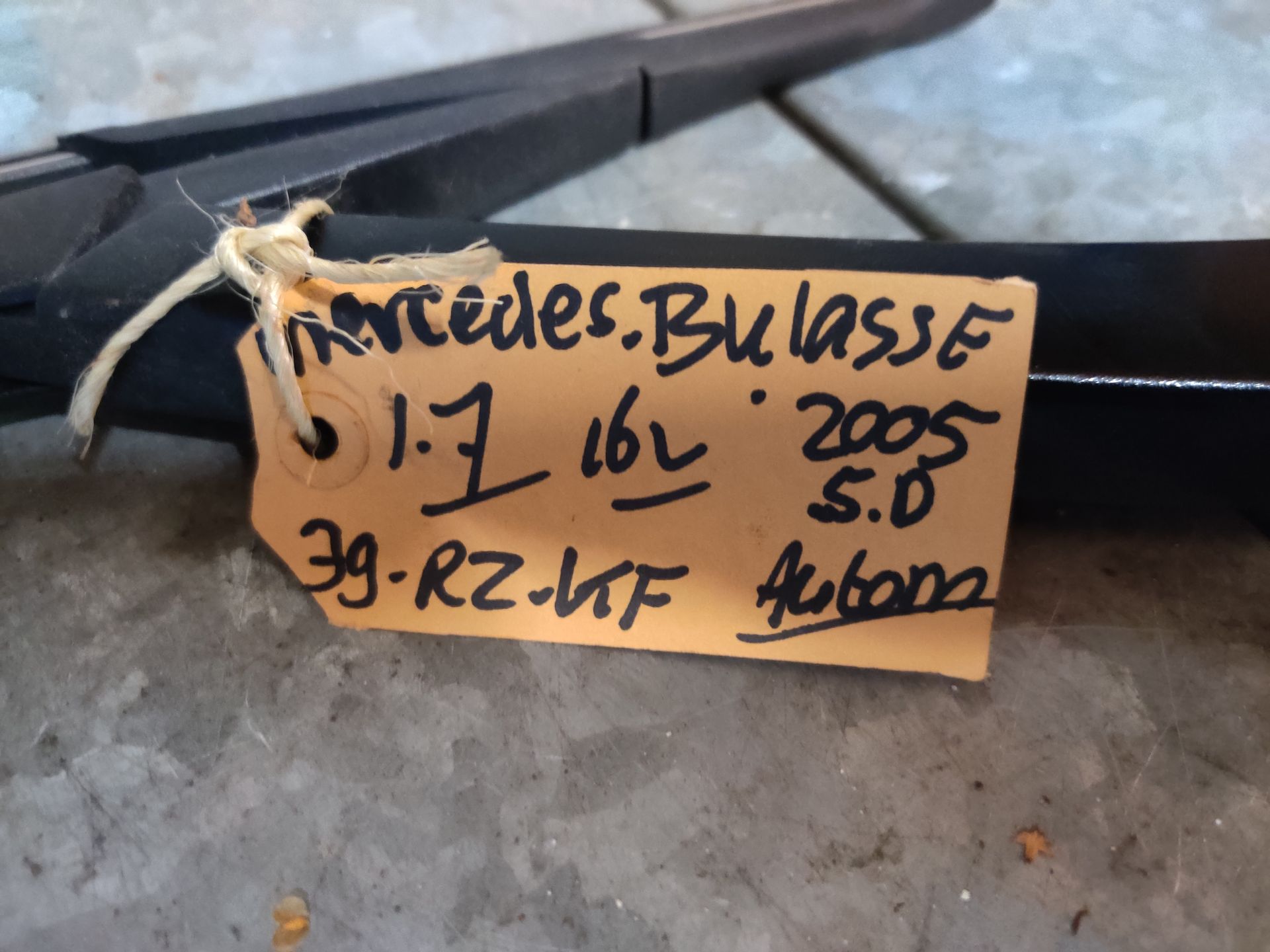 Mercedes B Klasse (W245) een ruitenwisserarm