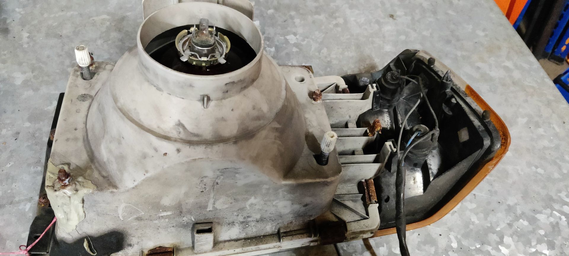 Volvo 940 rechter koplamp, gebruikt.