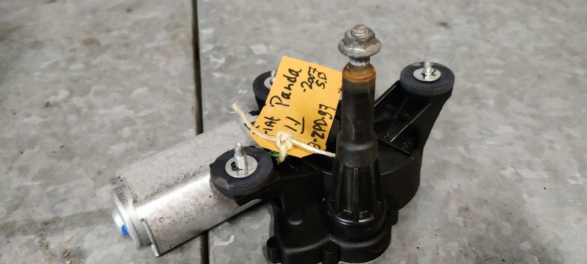 Fiat Panda ruitenwisserarm achter, uit 2007