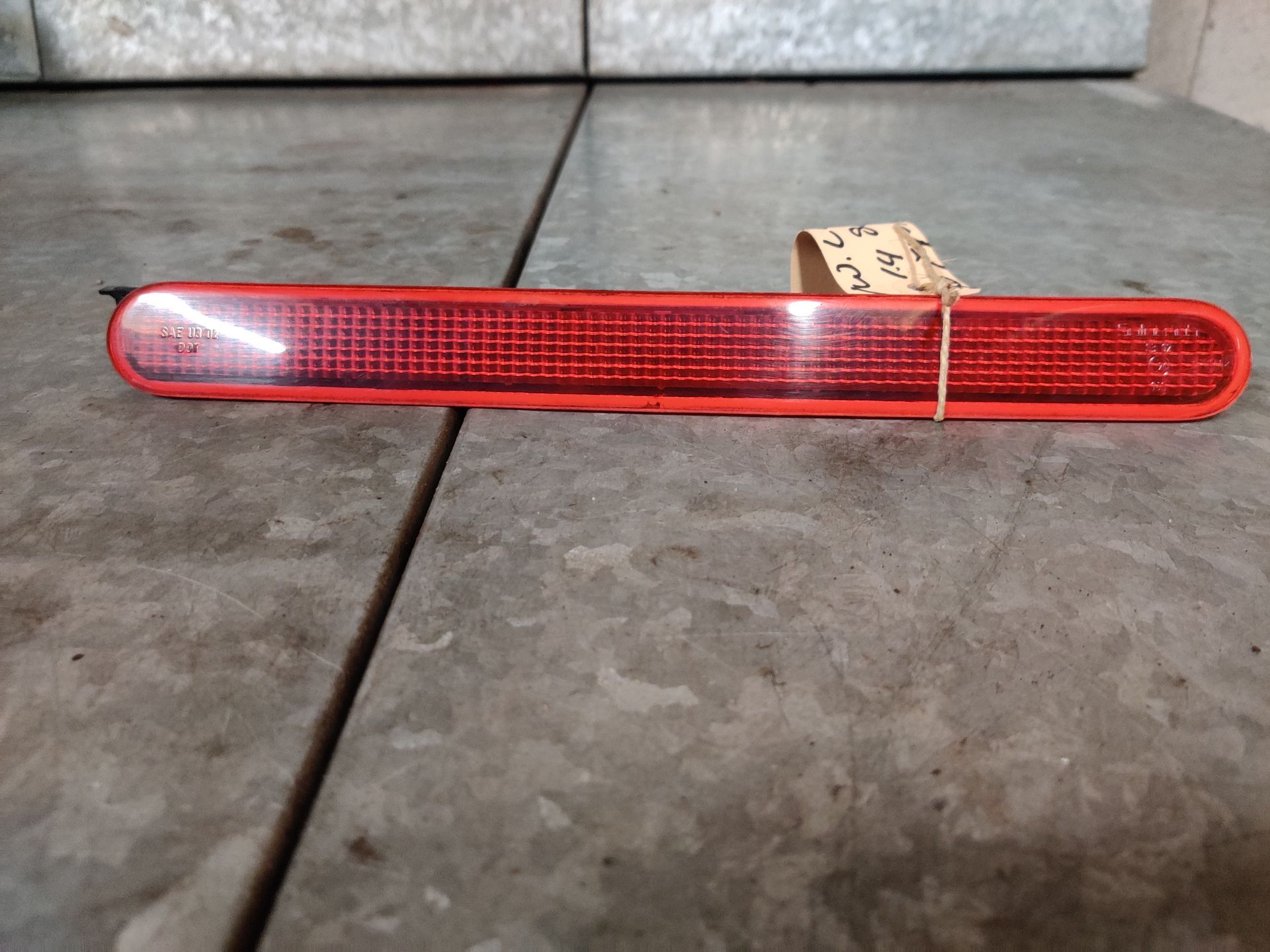 VW Lupo 3e remlicht van een model uit 2004, gebruikt.