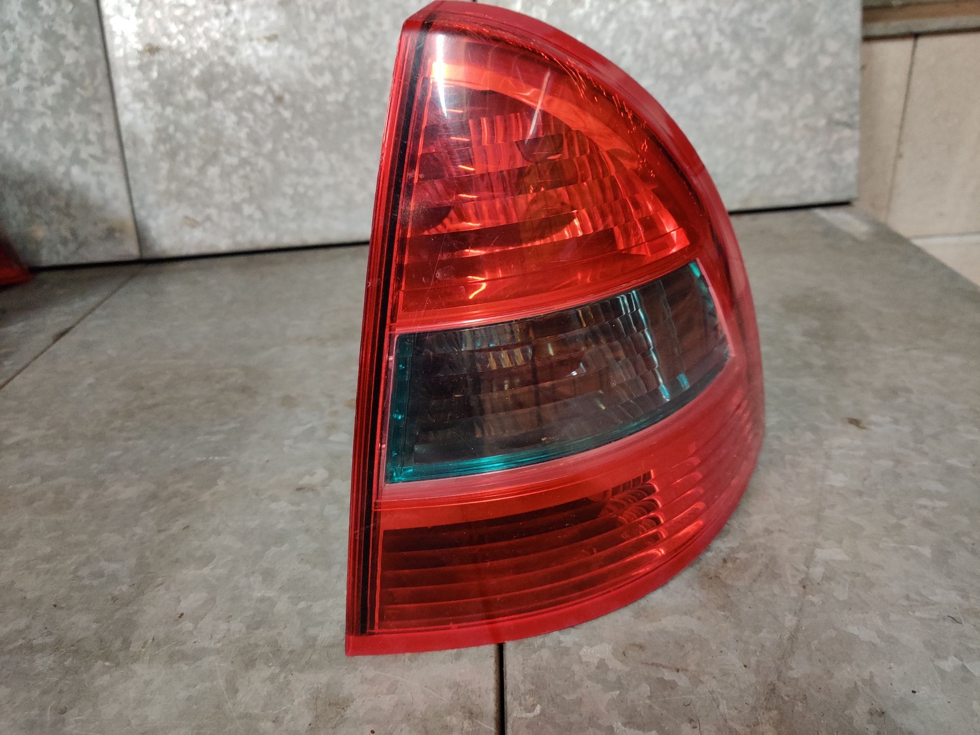 Citroen C5 rechter achterlicht modeljaar 2001-2008.