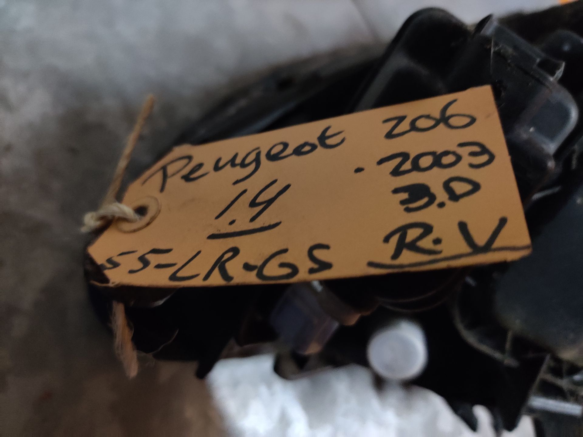 Peugeot 206 rechter koplamp uit 2003, gebruikt.