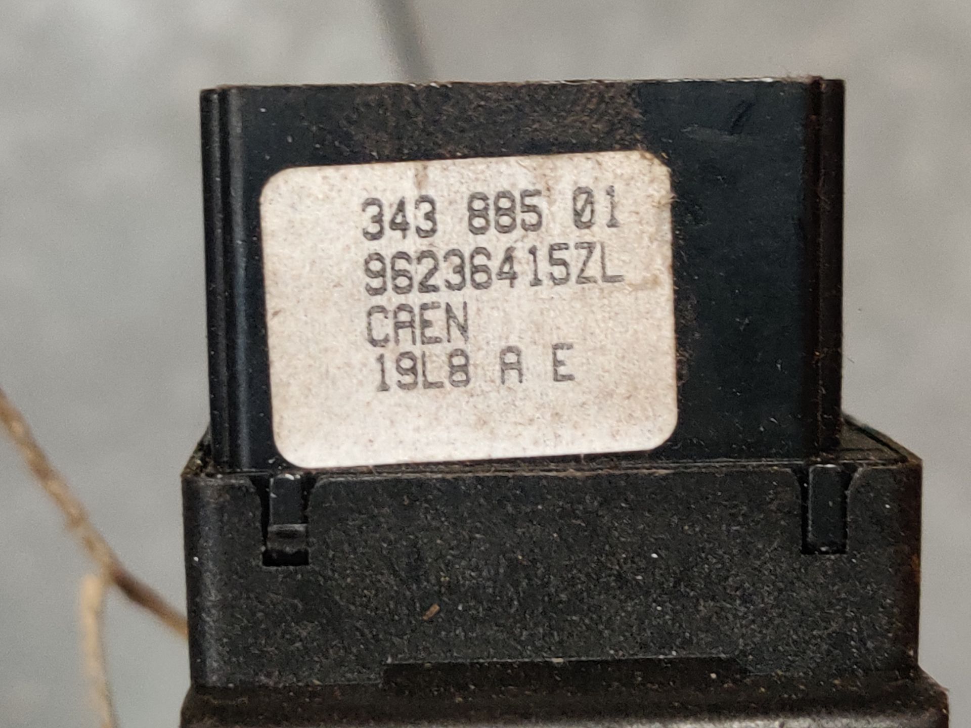 Peugeot Partner lichthendel van een 1.8 diesel uit 1998, gebruikt.