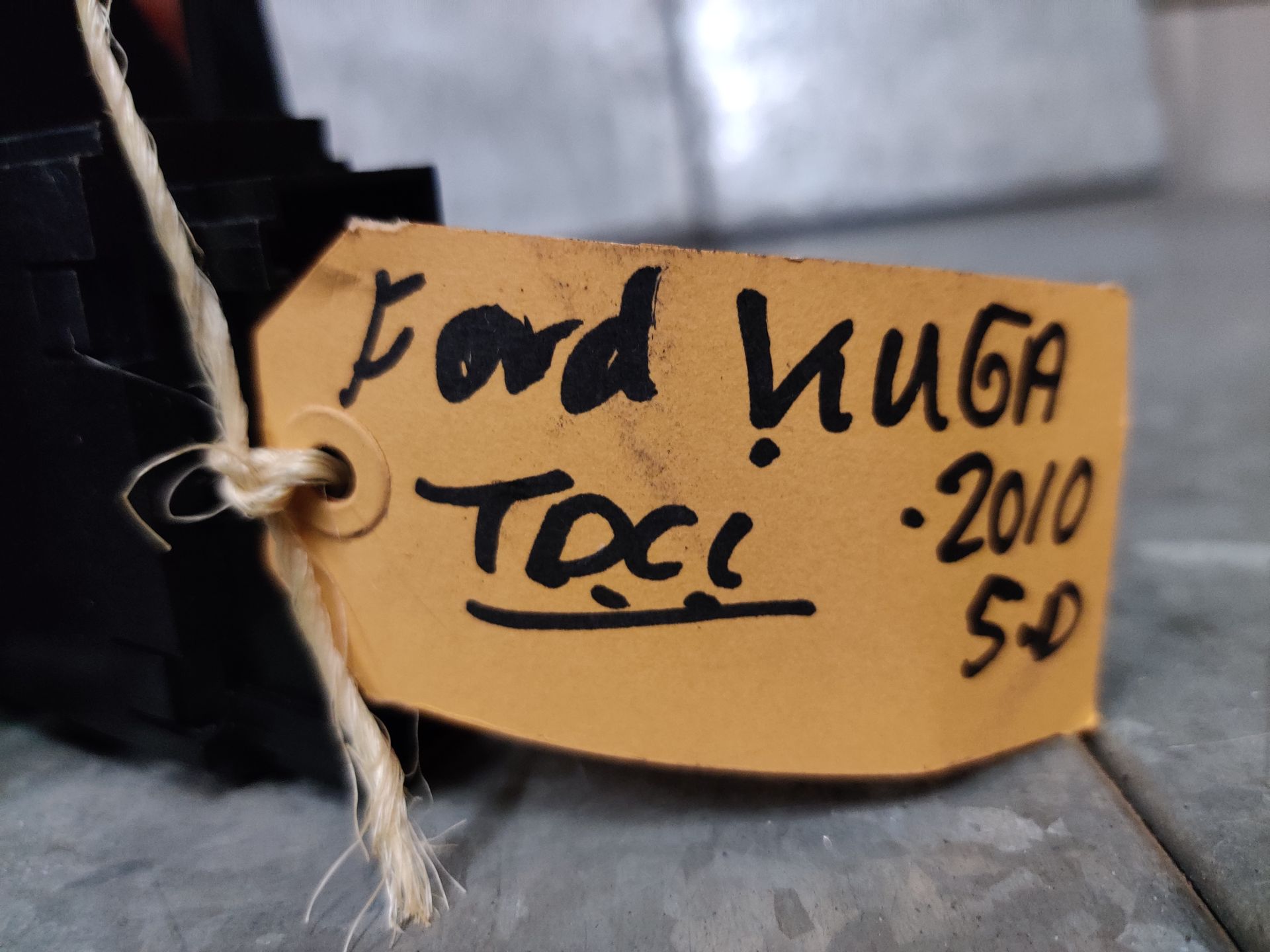 Ford Kuga lichtschakelaar modeljaren tussen 2008 en 2013.
