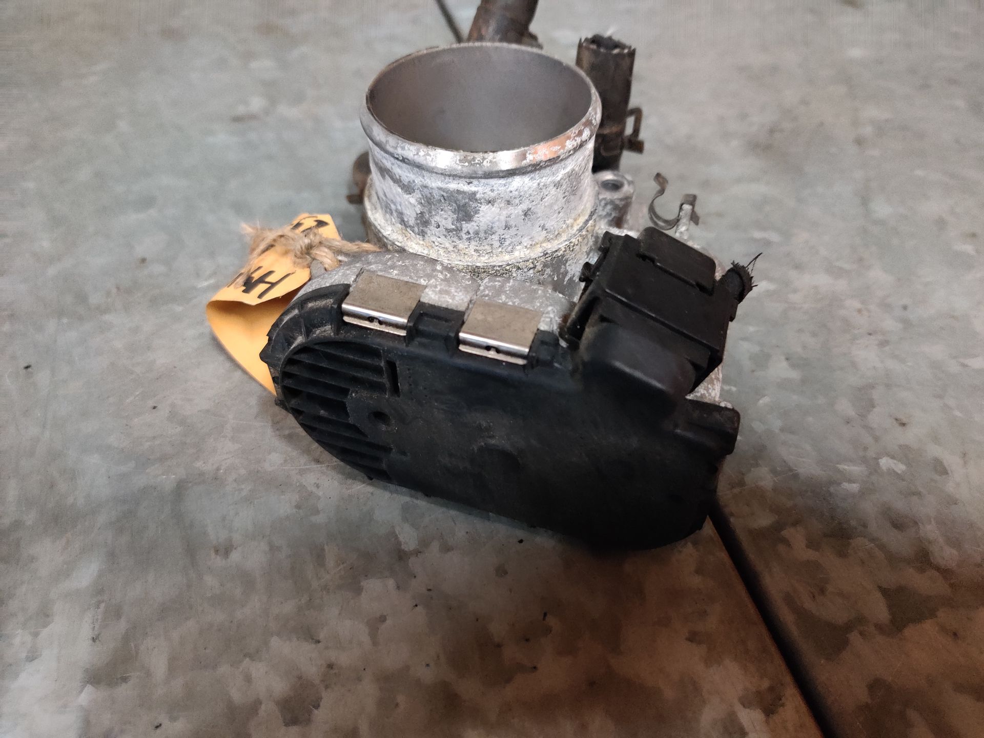 Hyundai i30 gasklephuis van een 1.4i motor, modeljaar 2007 tot en met 2012.