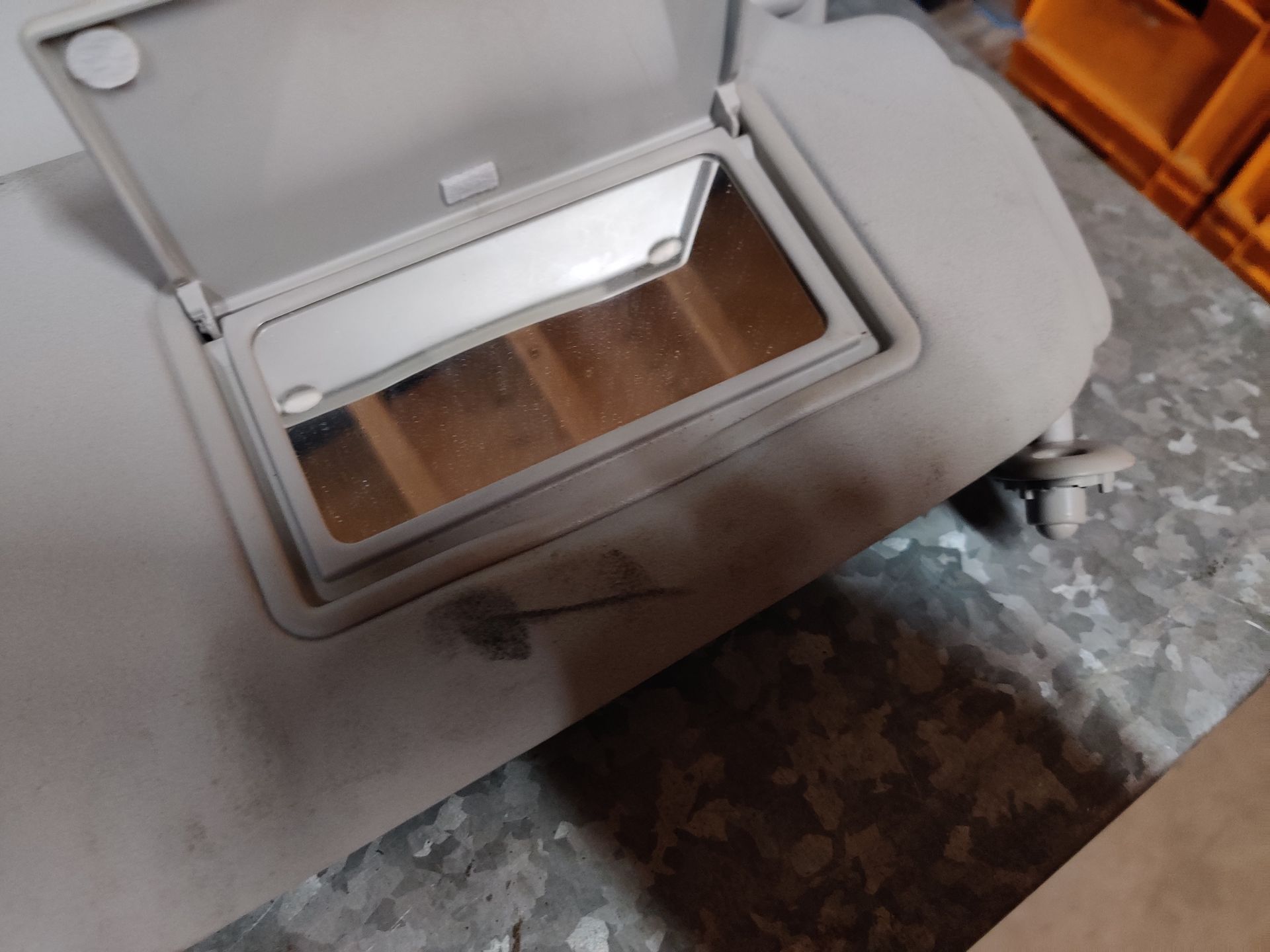 Ford Kuga een set zonnekleppen van modeljaren 2008 - 2013.