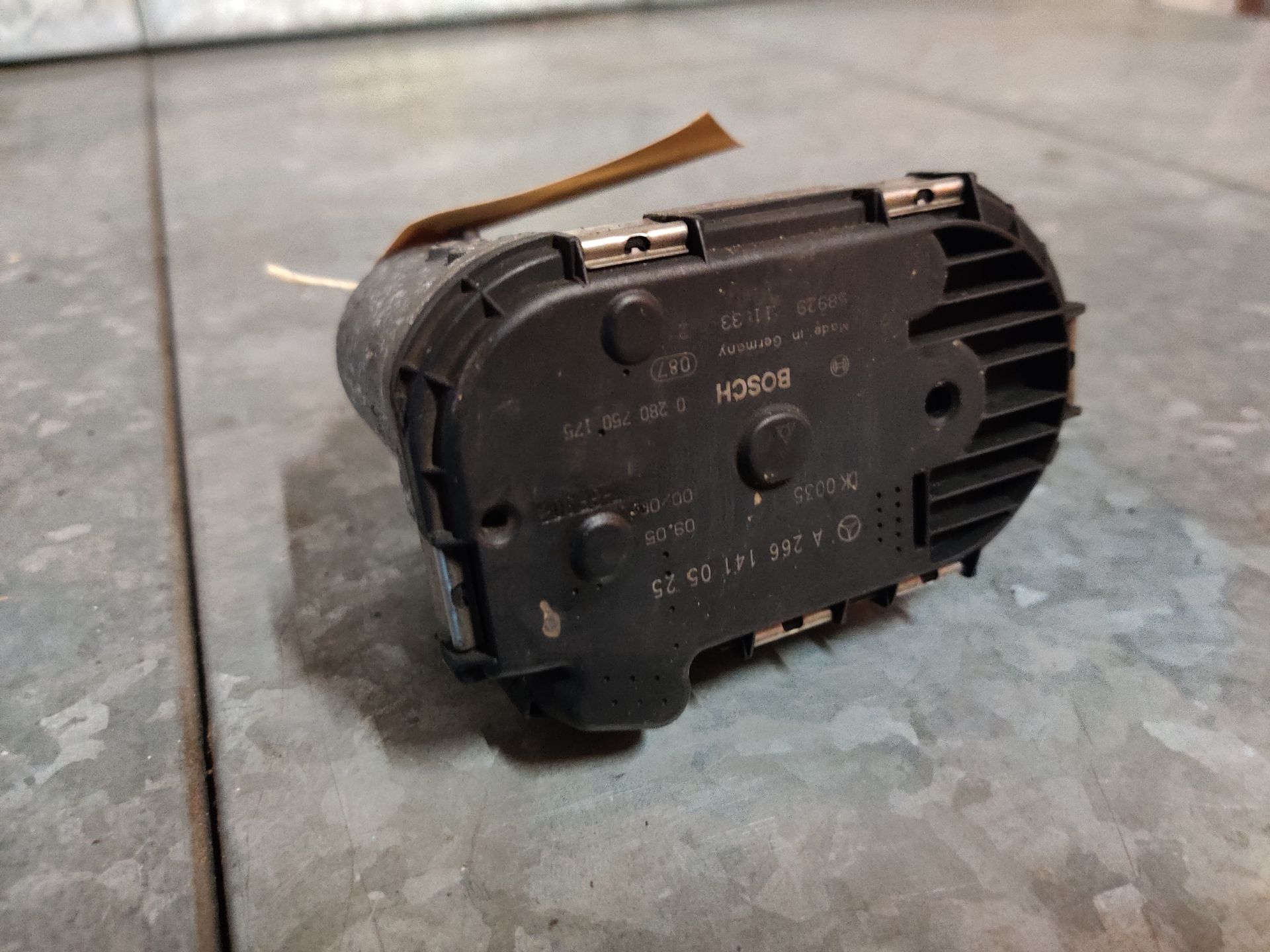 Mercedes B Klasse 1.7 16V automaat, een gasklephuis modeljaren 2005 - 2009, gebruikt.