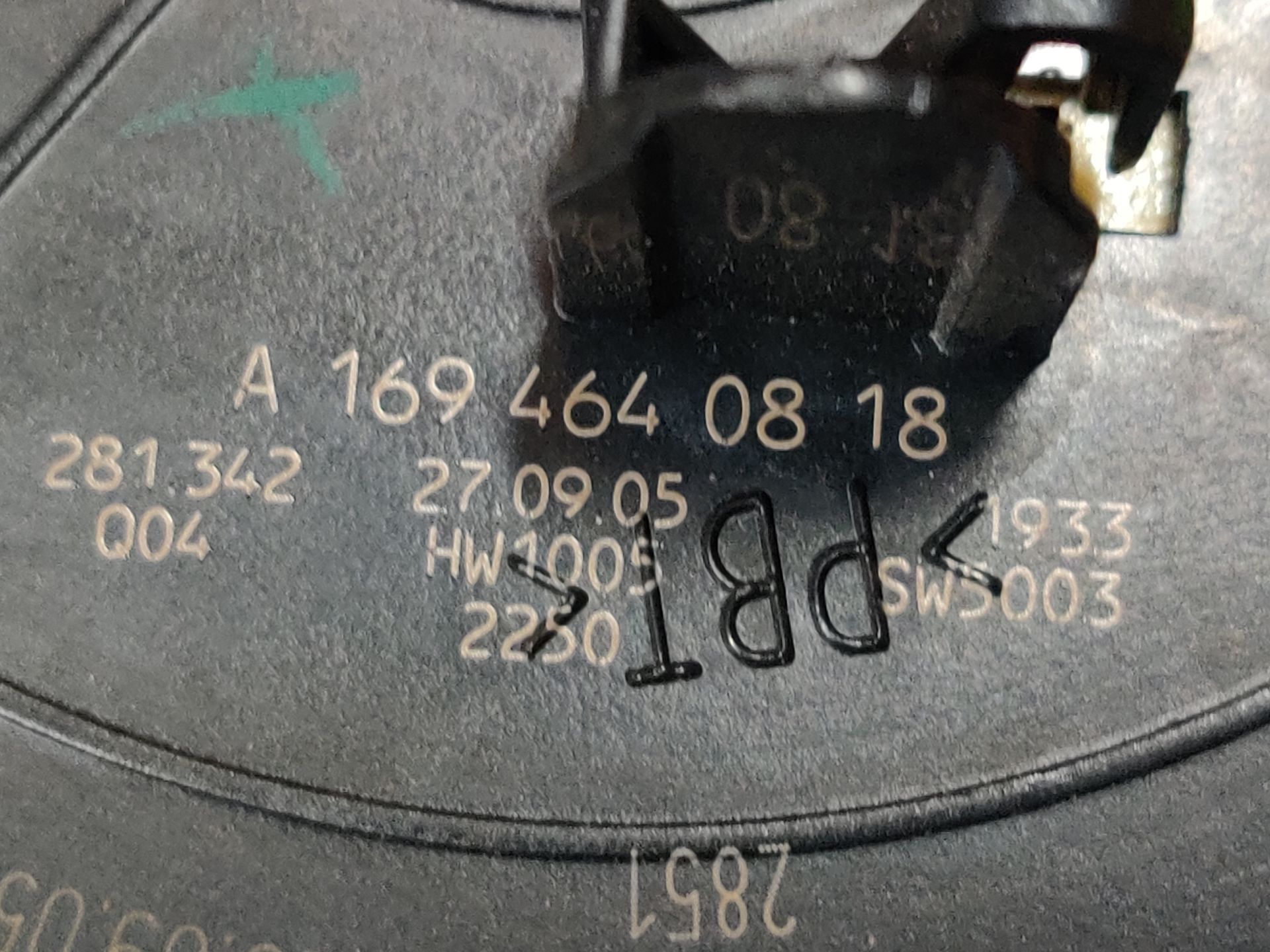 Mercedes B Klasse 1.7 16V ruitenwisserhendel met airbagring modeljaren 2005 - 2009, gebruikt.