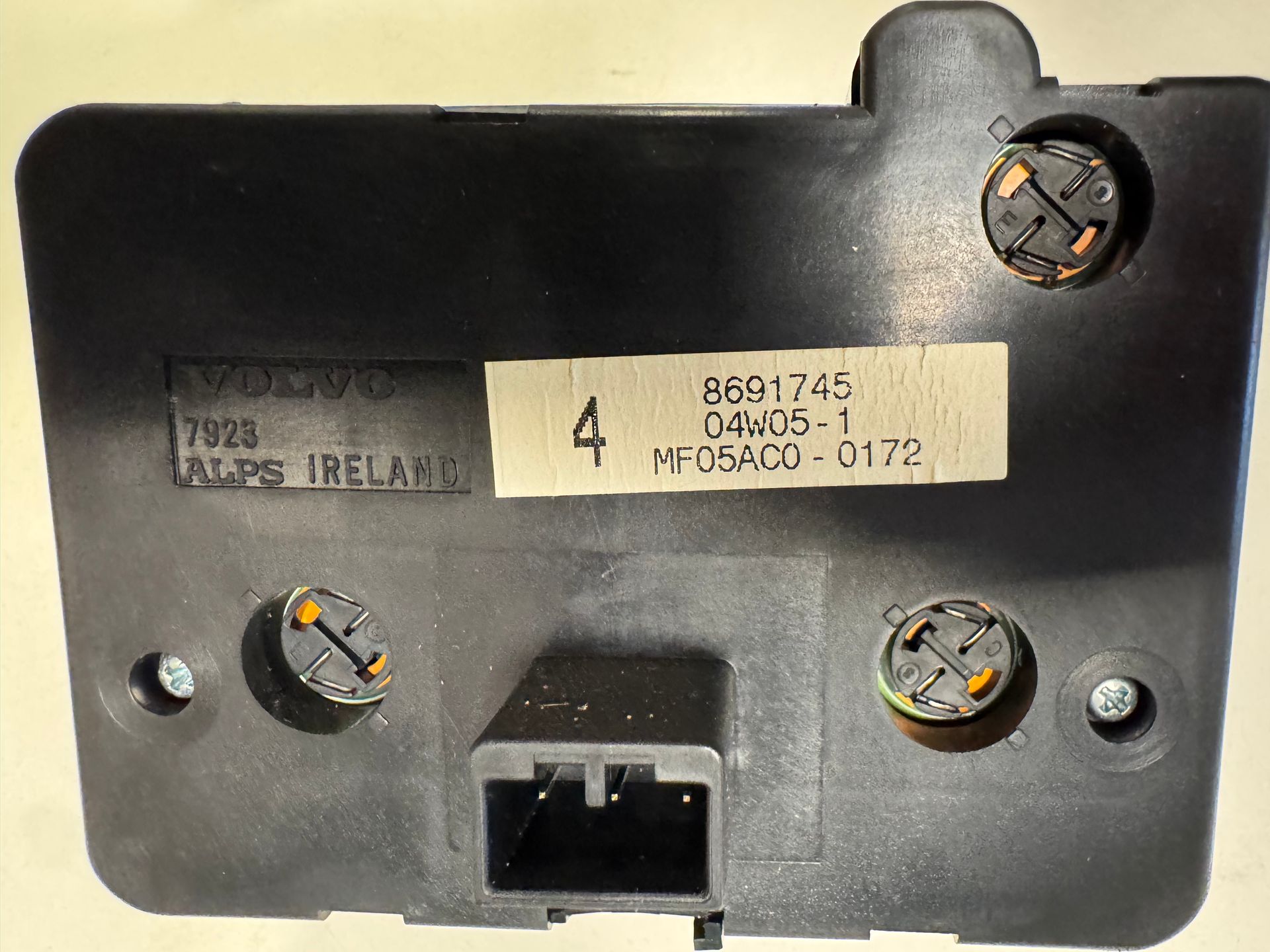 Volvo S80 lichtschakelaar van een 2.4 uit het jaar 2000.