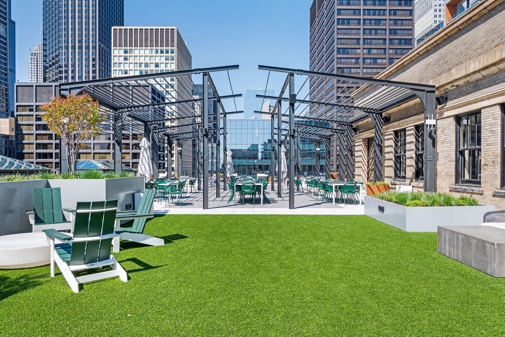 Explore Our Stunning Rooftop Venue Gallery
