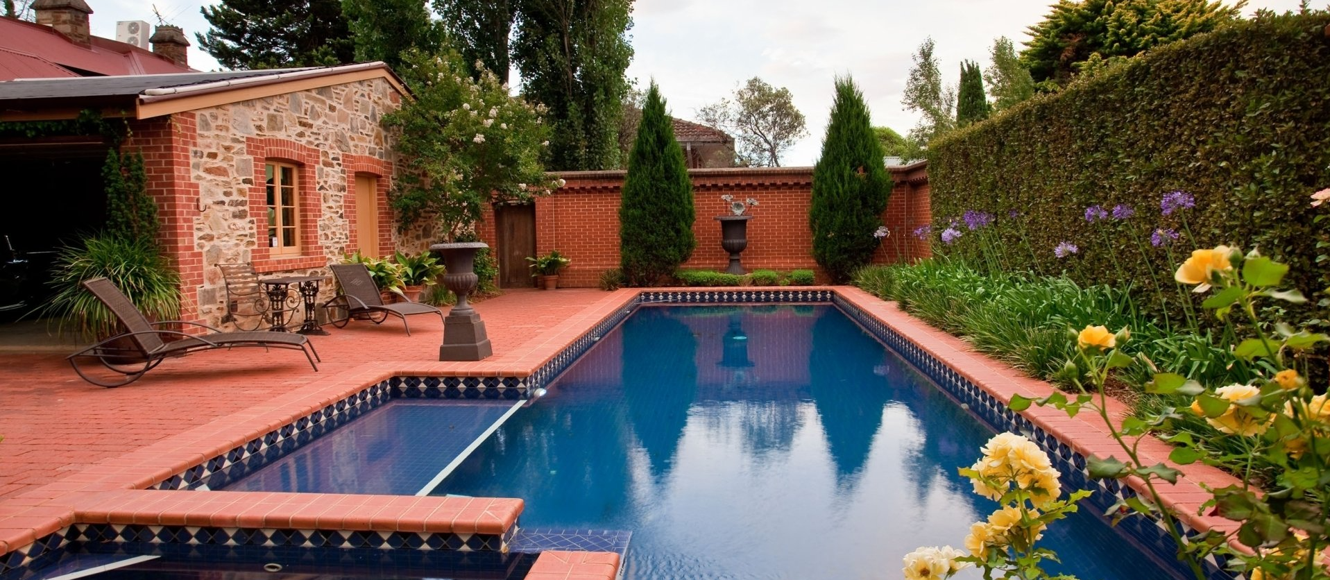 house with in ground pool